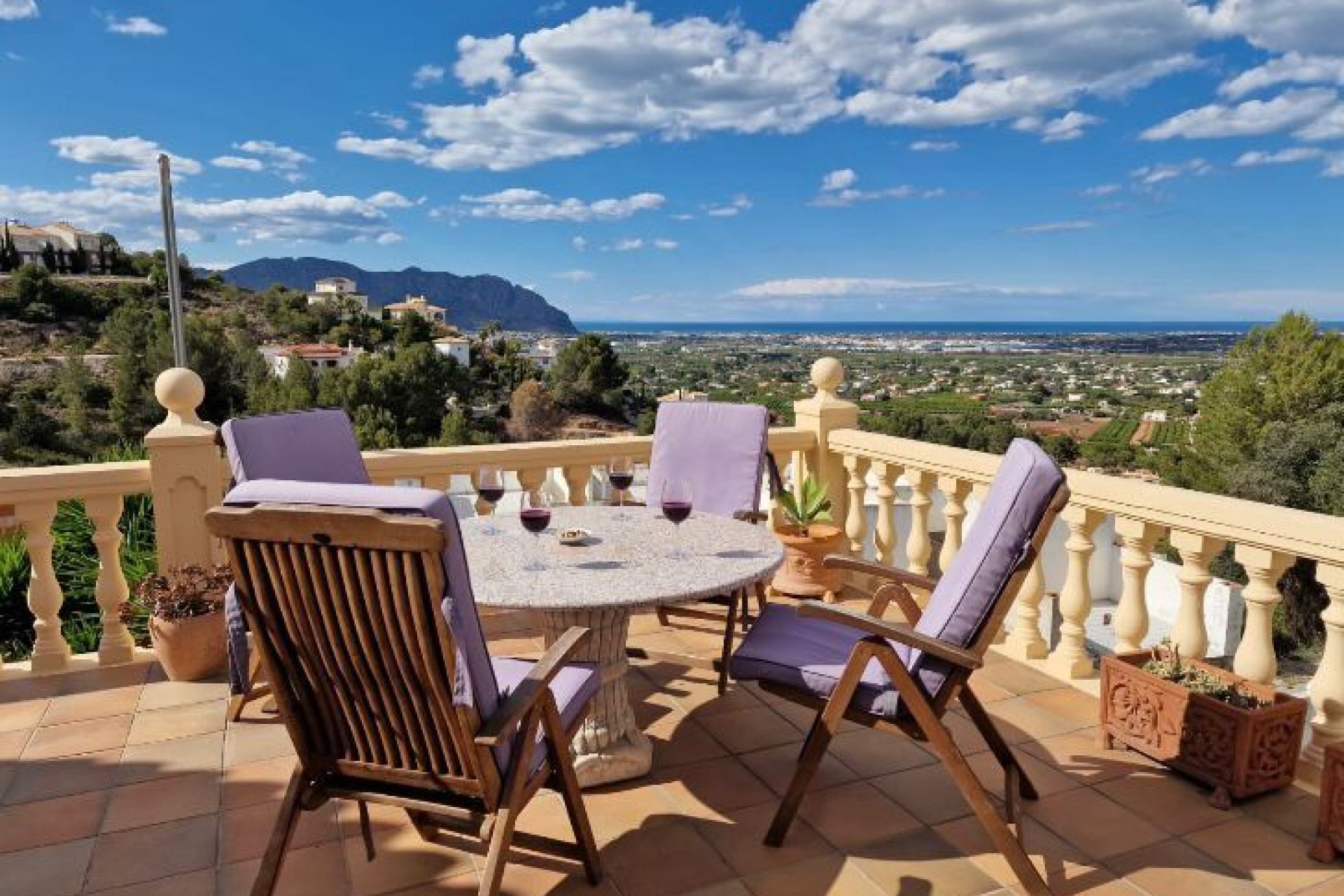 Revente - Villa -
Pedreguer - Inland