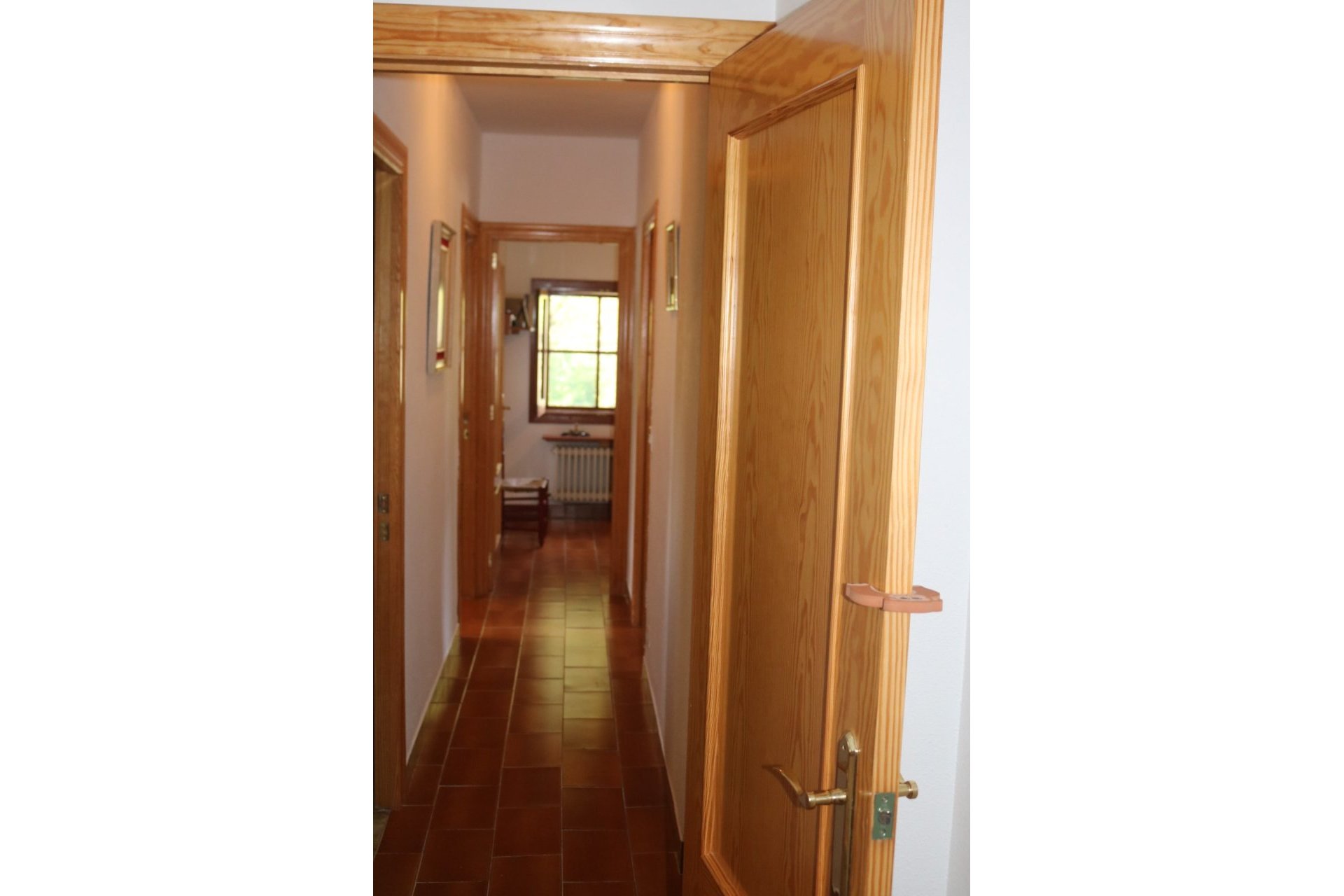 Revente - Villa -
Penaguila - Inland