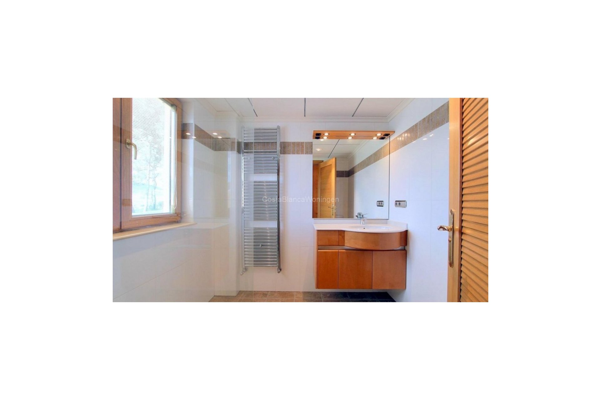 Revente - Villa -
Penaguila - Inland