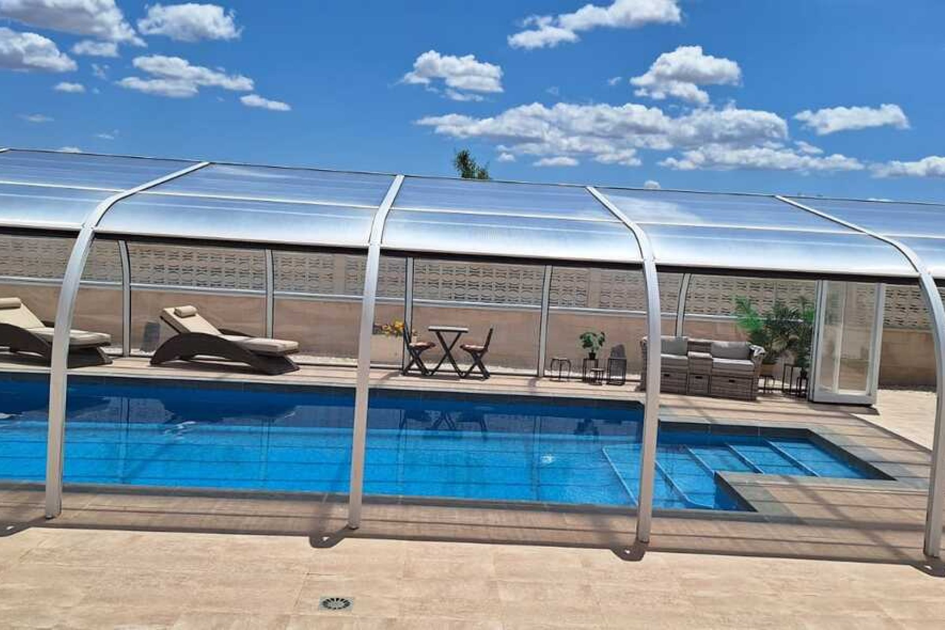 Revente - Villa -
Pinoso - Inland