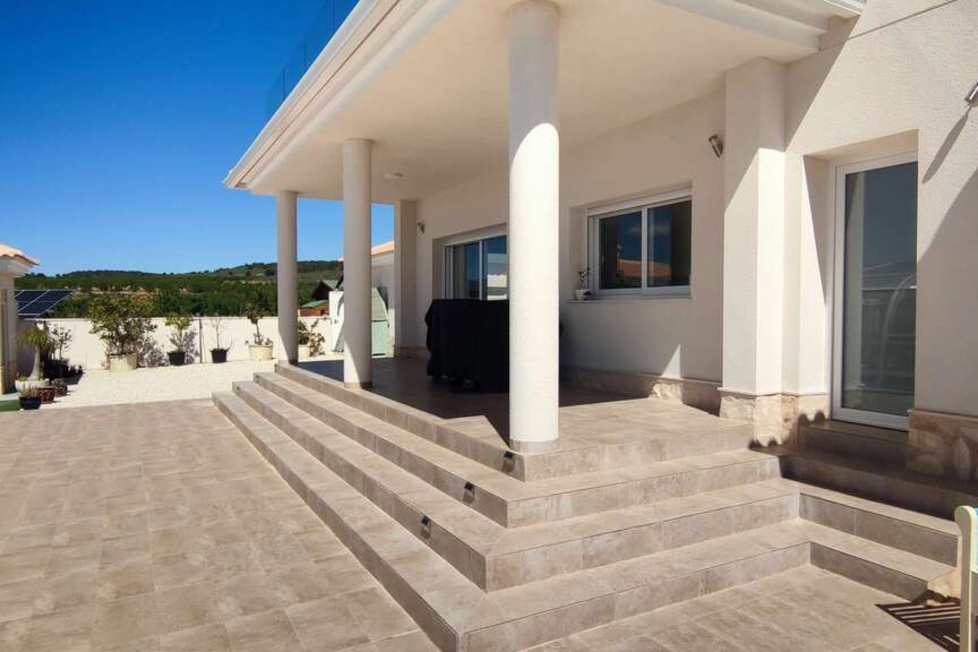Revente - Villa -
Pinoso - Inland