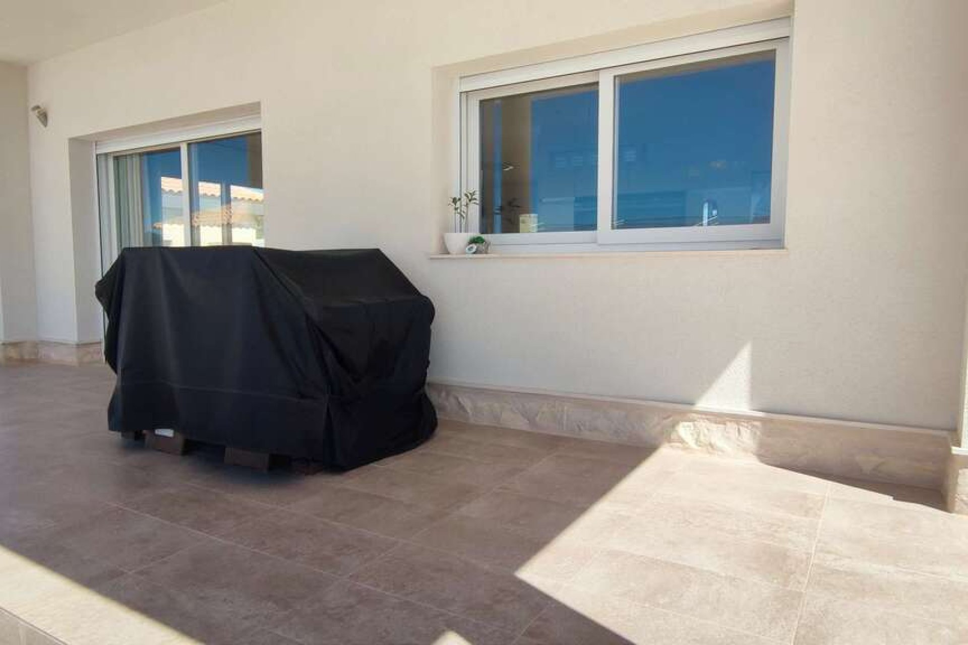 Revente - Villa -
Pinoso - Inland