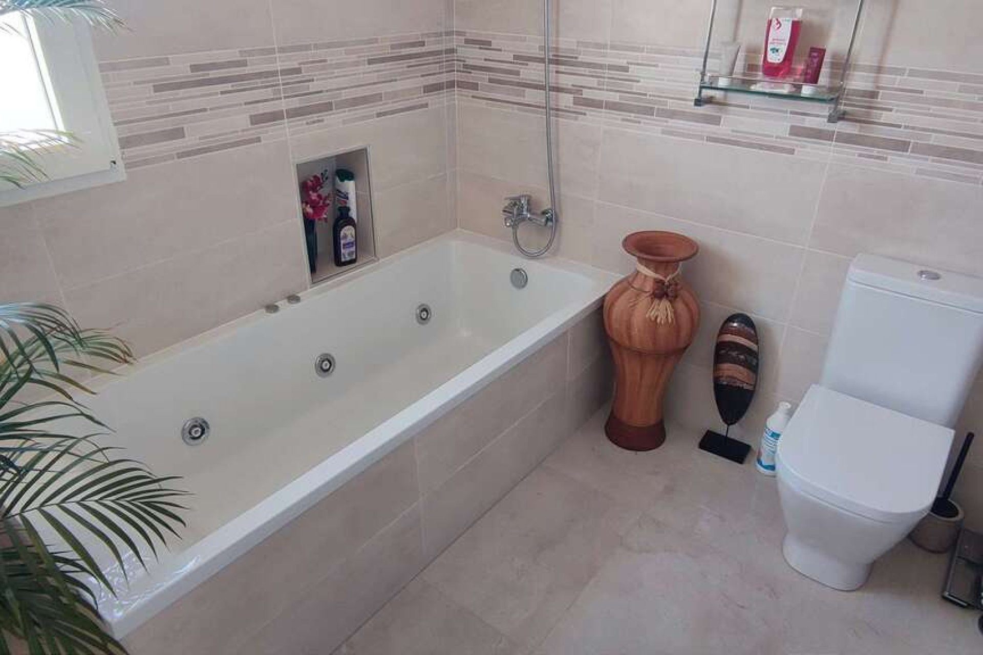 Revente - Villa -
Pinoso - Inland