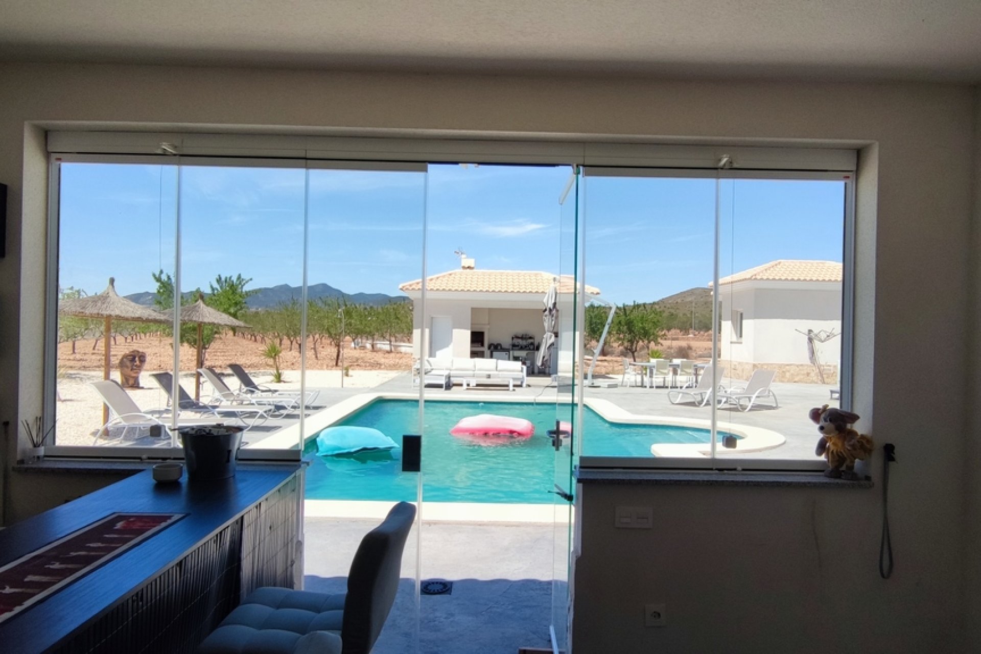 Revente - Villa -
Pinoso - Inland