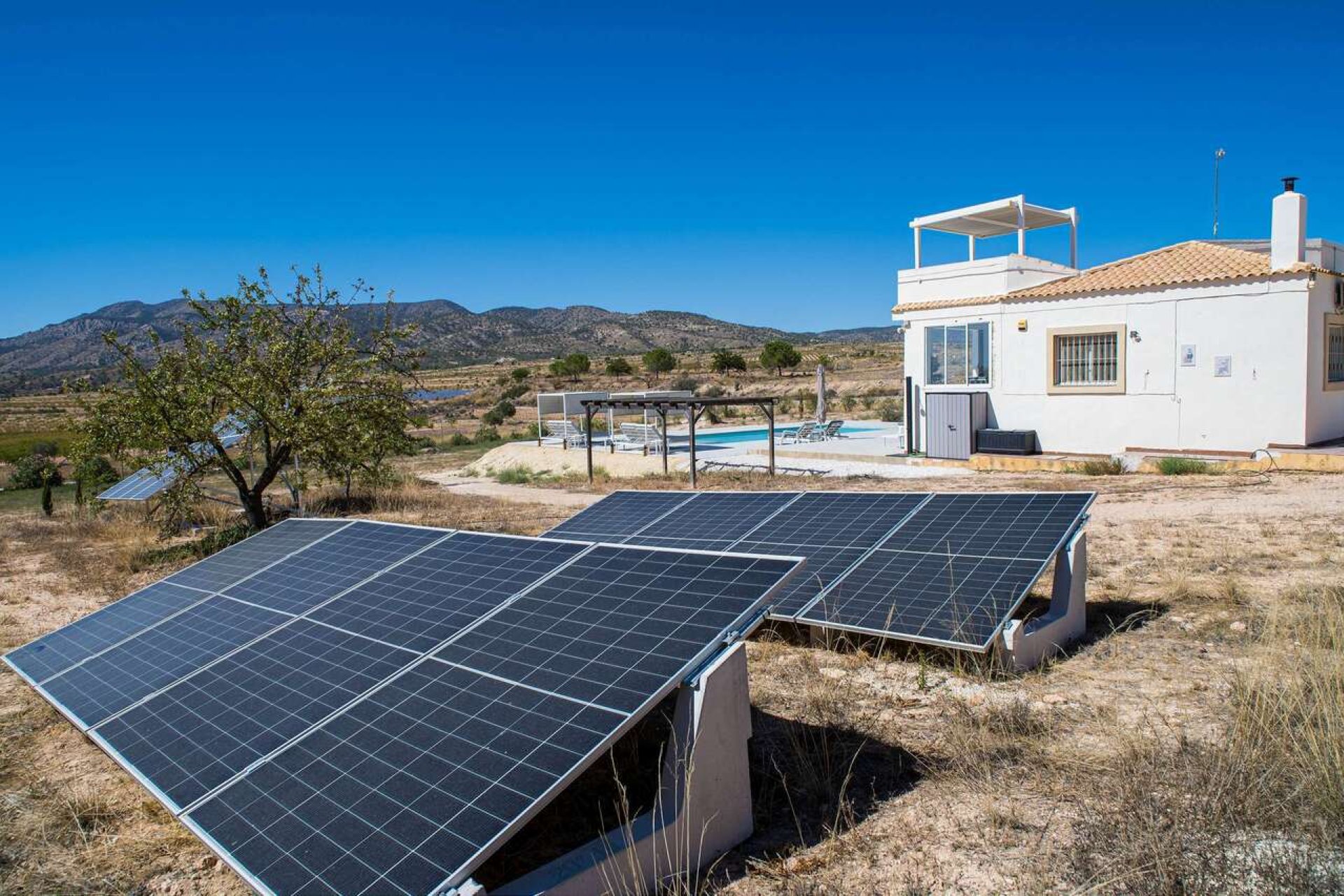 Revente - Villa -
Pinoso - Inland