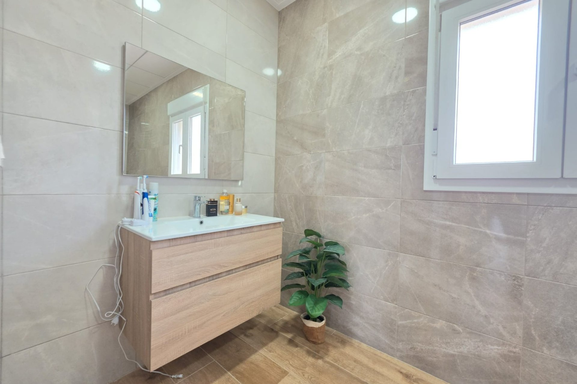 Revente - Villa -
Pinoso - Inland