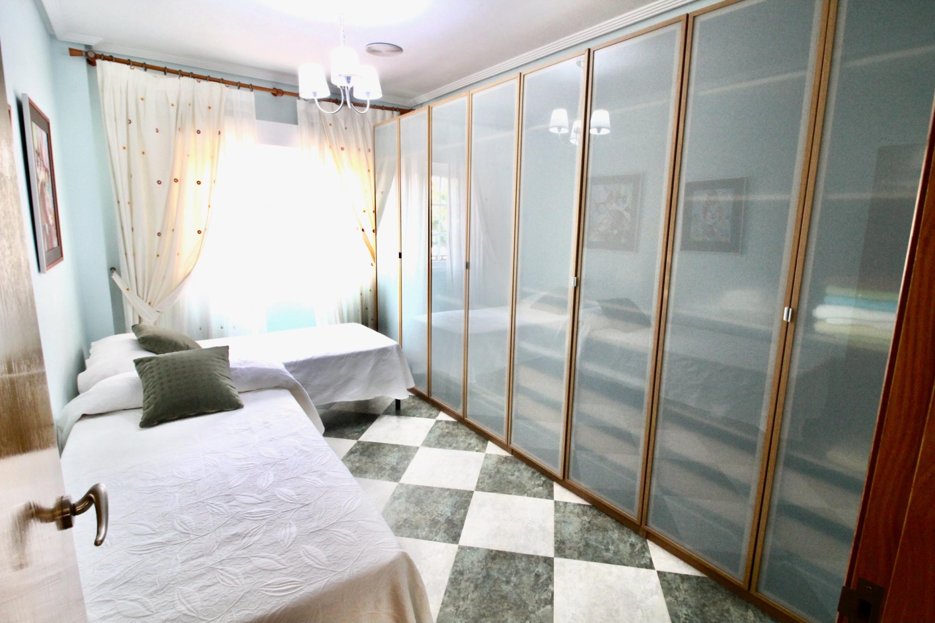 Revente - Villa -
Playa Honda - Costa Calida