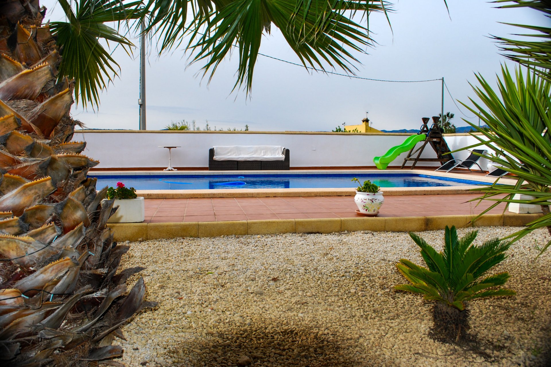 Revente - Villa -
Pliego - Inland