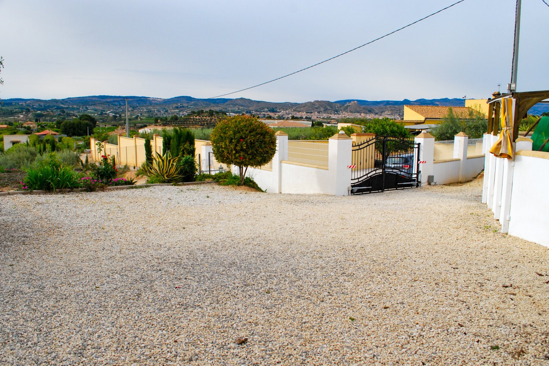 Revente - Villa -
Pliego - Inland