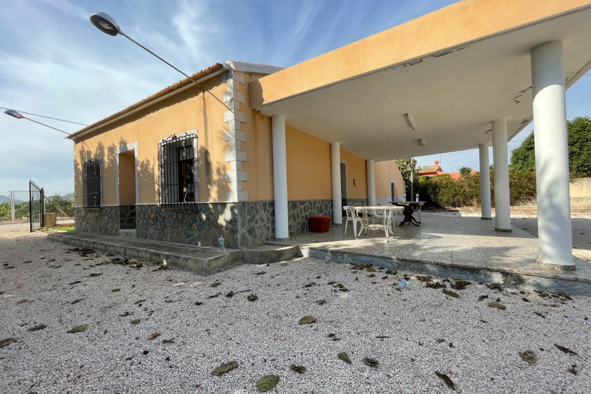 Revente - Villa -
Redován - Inland
