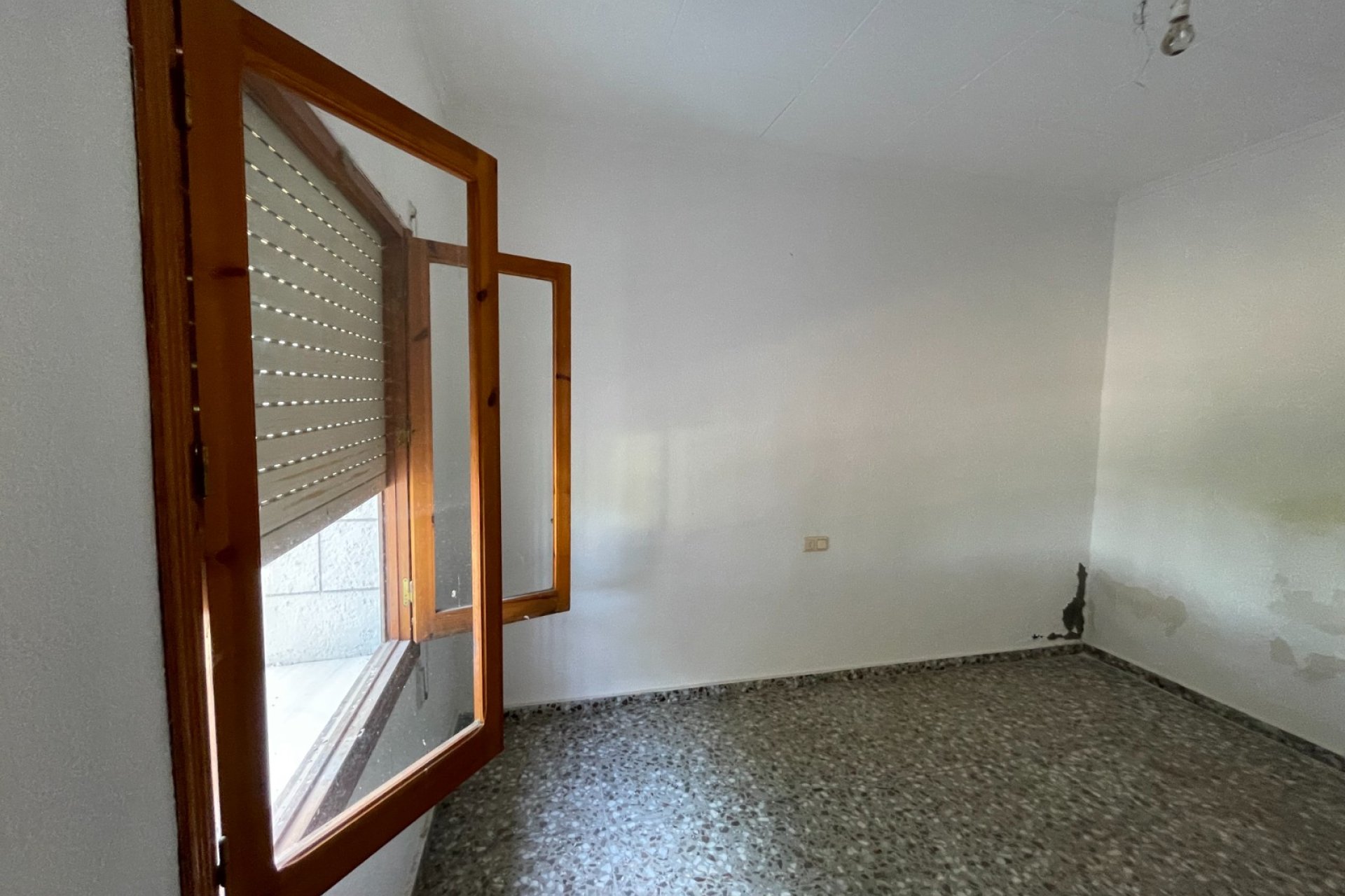 Revente - Villa -
Redován - Inland