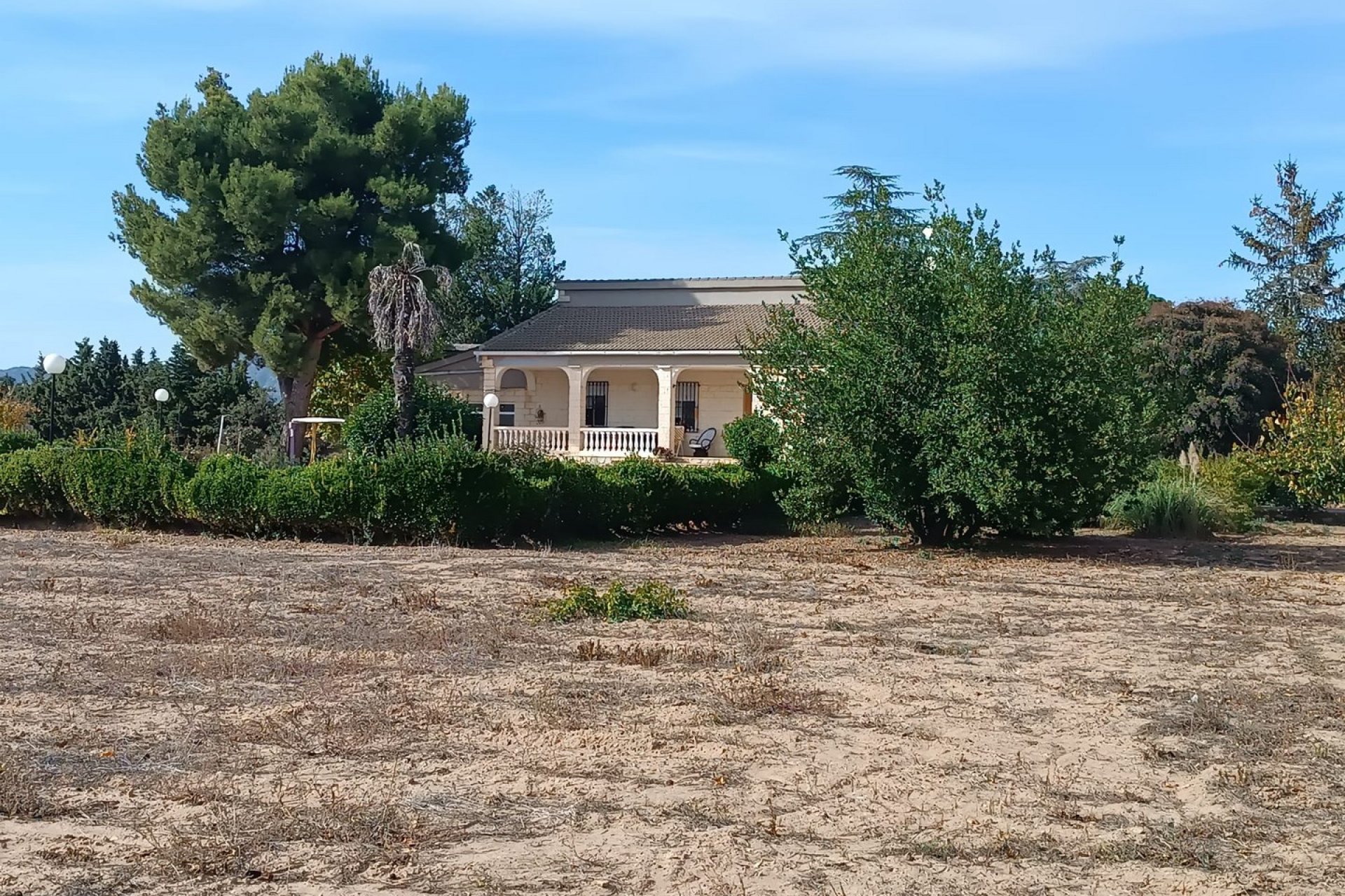 Revente - Villa -
Revuelta de Yecla - Inland