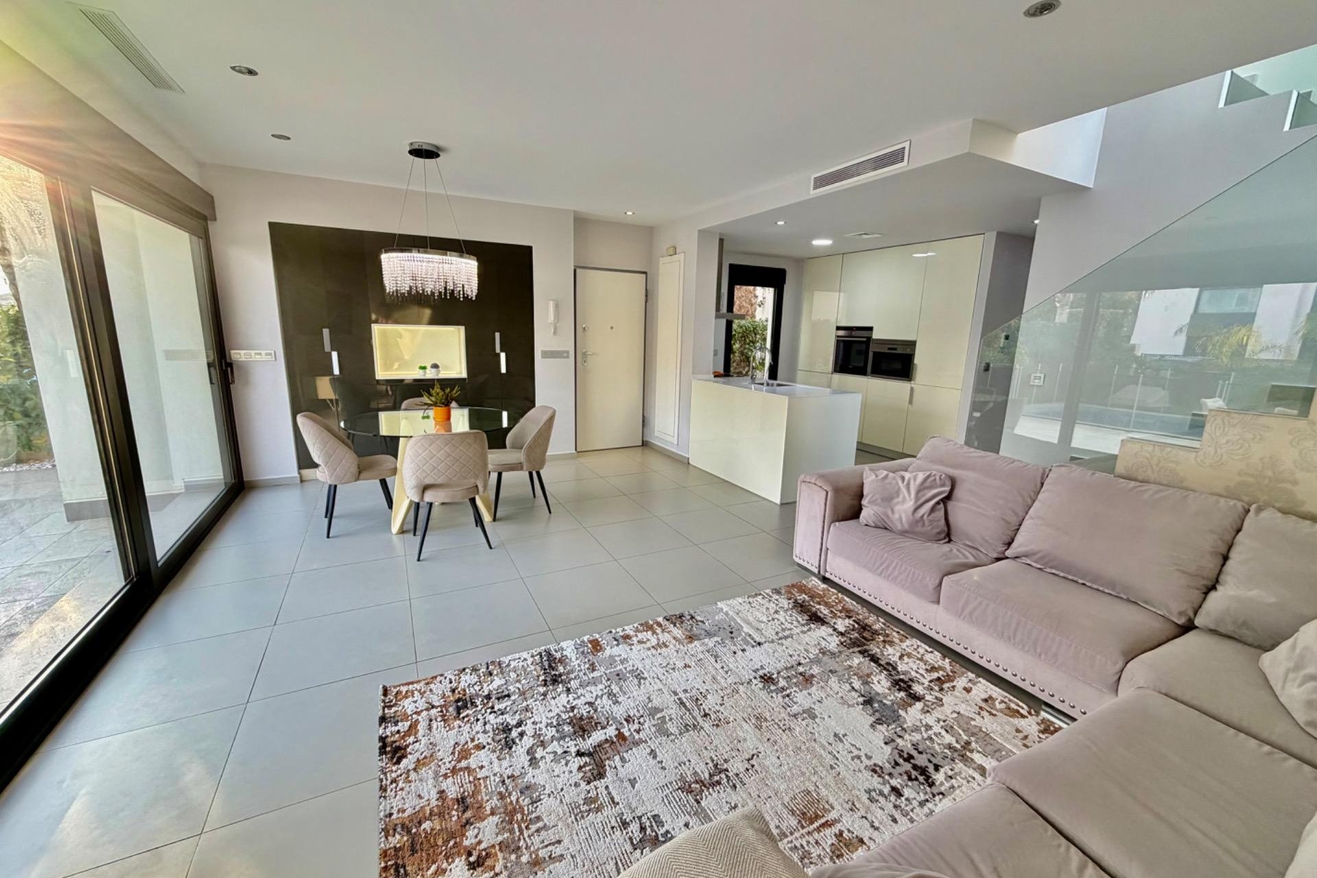 Revente - Villa -
Rojales - Cuidad Quesada