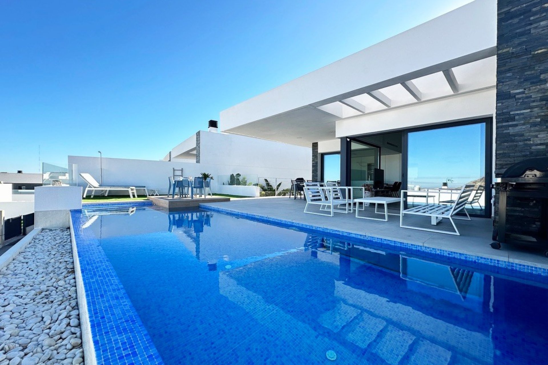 Revente - Villa -
Rojales - Inland