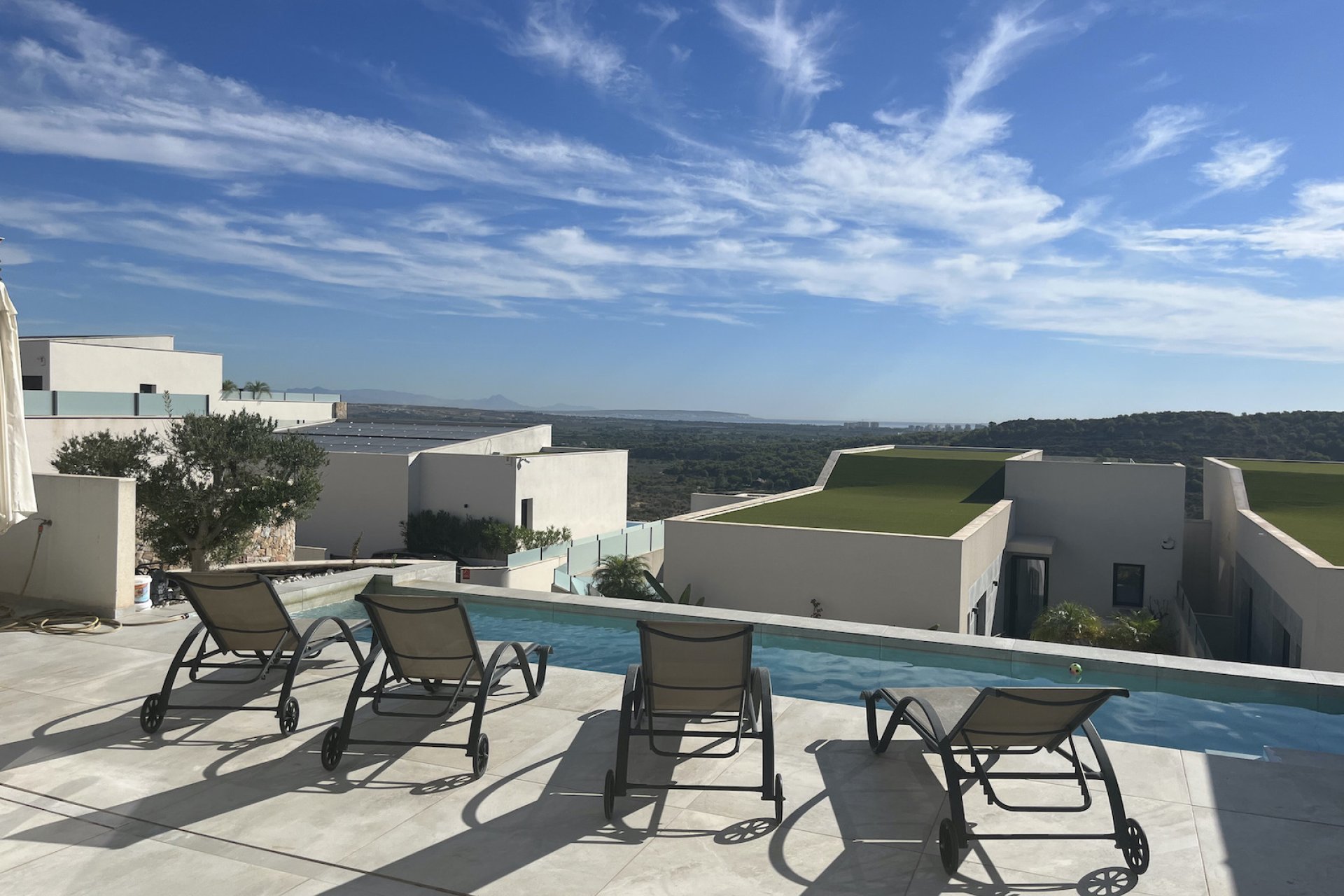 Revente - Villa -
Rojales - Inland