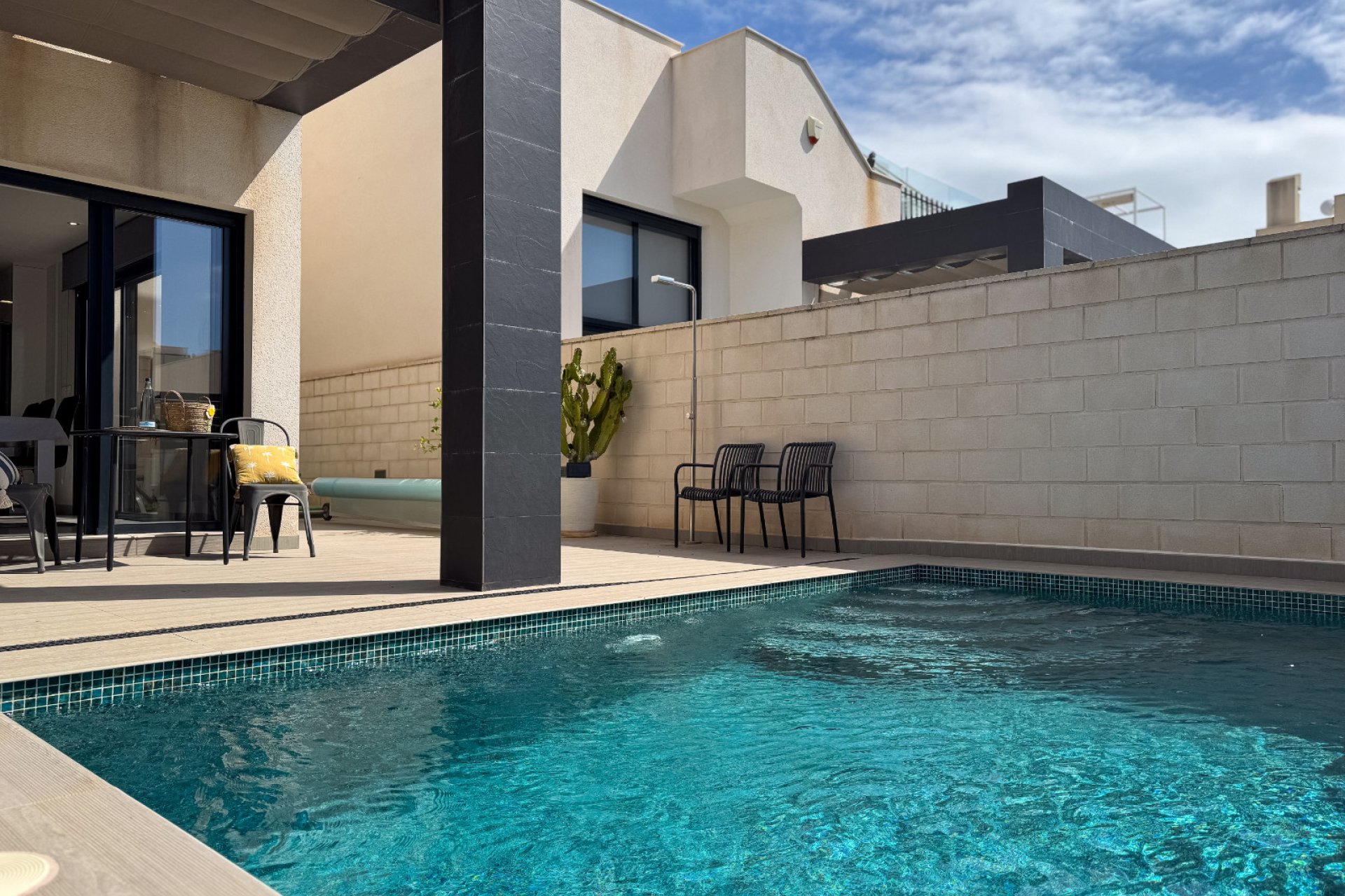 Revente - Villa -
Rojales - Inland