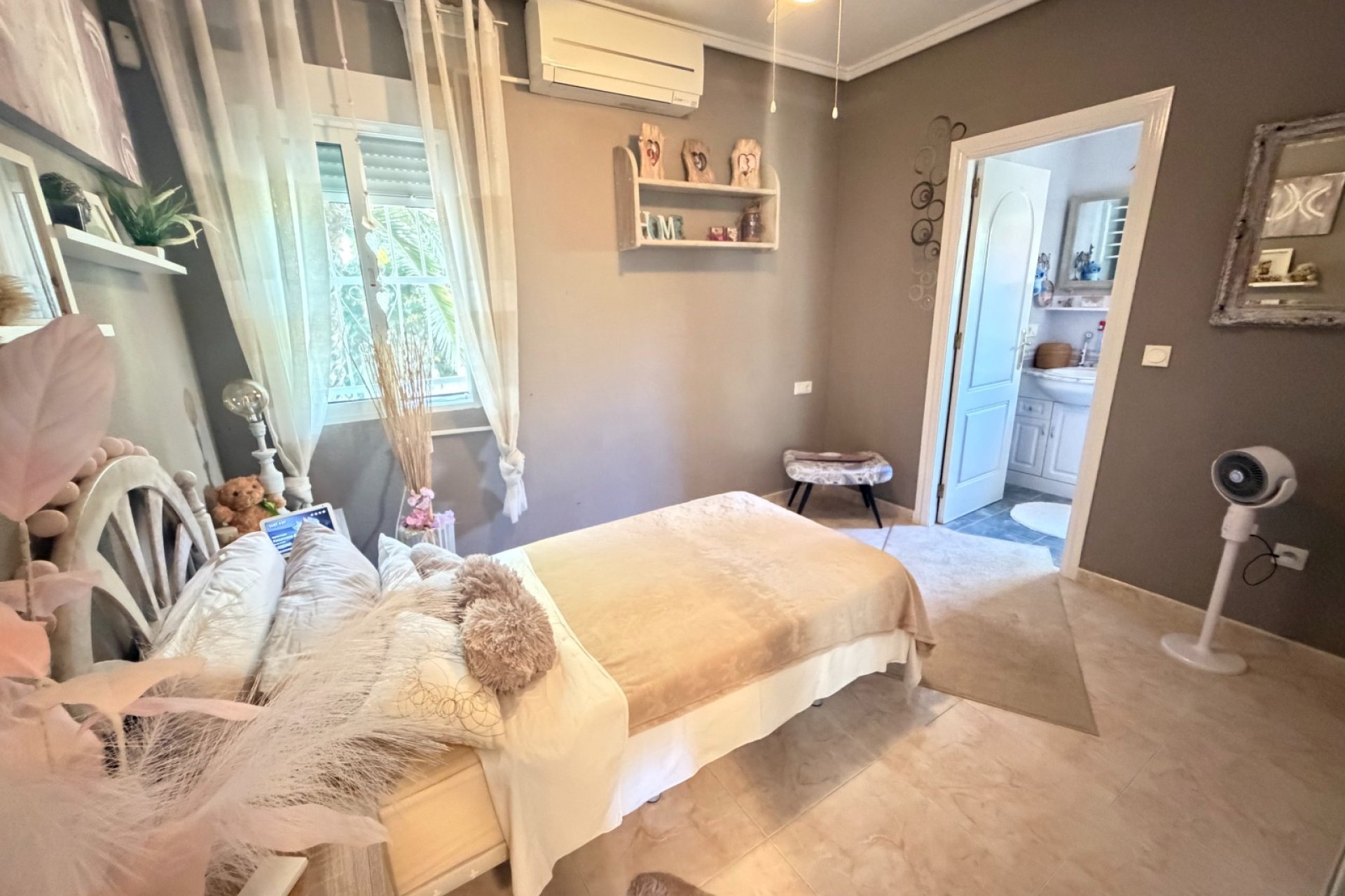 Revente - Villa -
Rojales - Inland