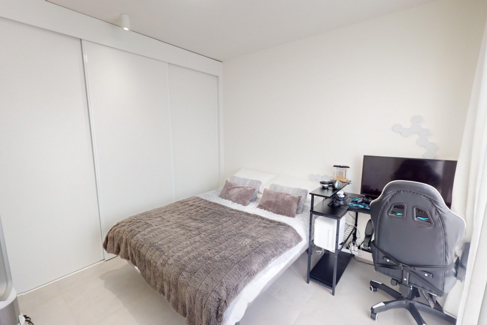 Revente - Villa -
Roldan - Inland