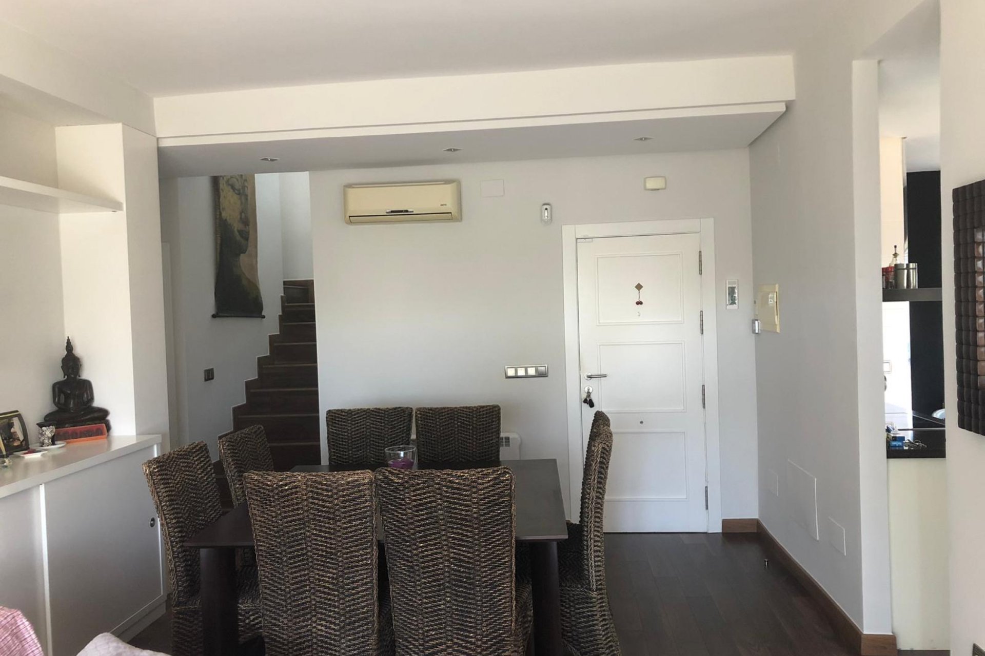 Revente - Villa -
Roldan - Inland