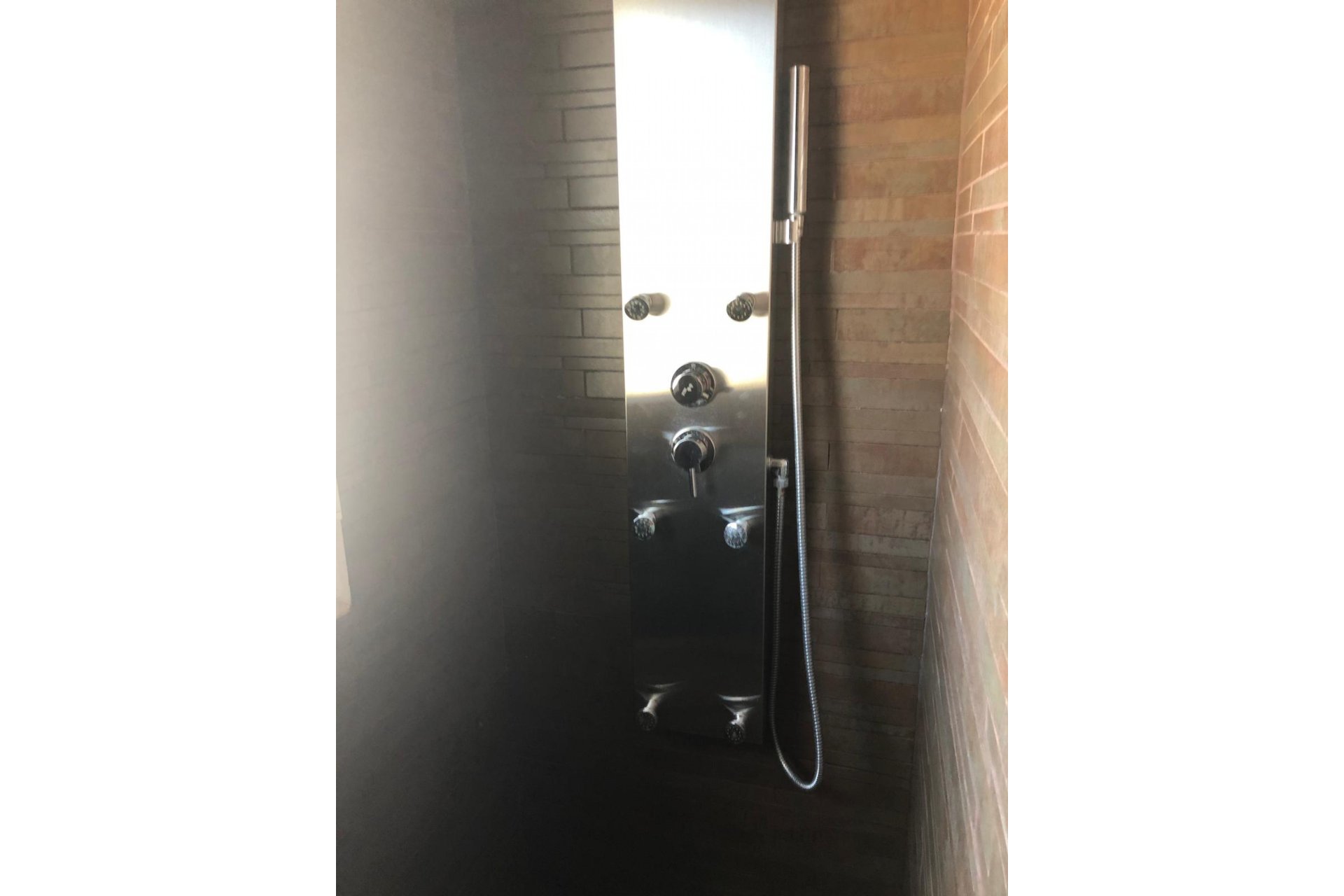 Revente - Villa -
Roldan - Inland