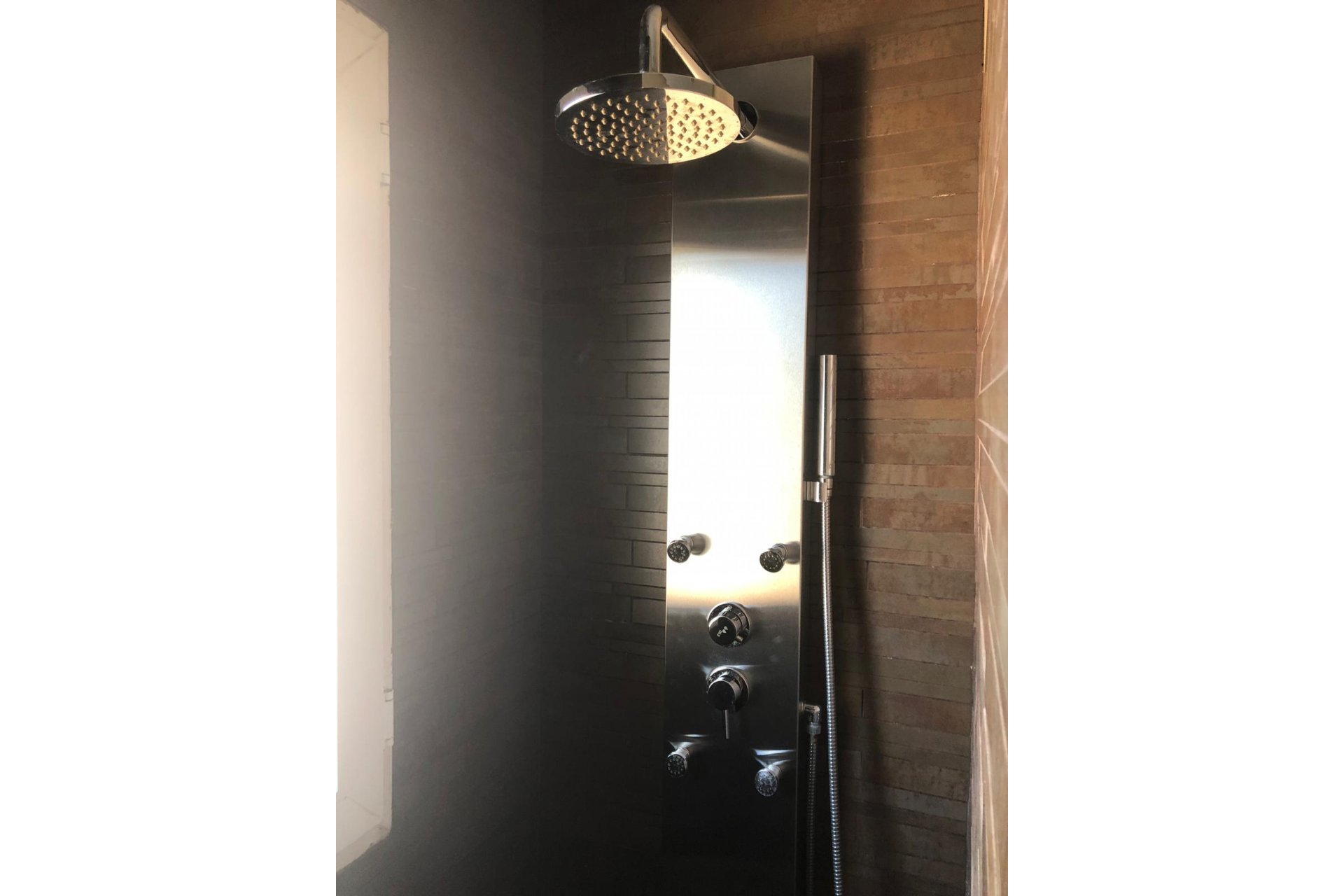 Revente - Villa -
Roldan - Inland