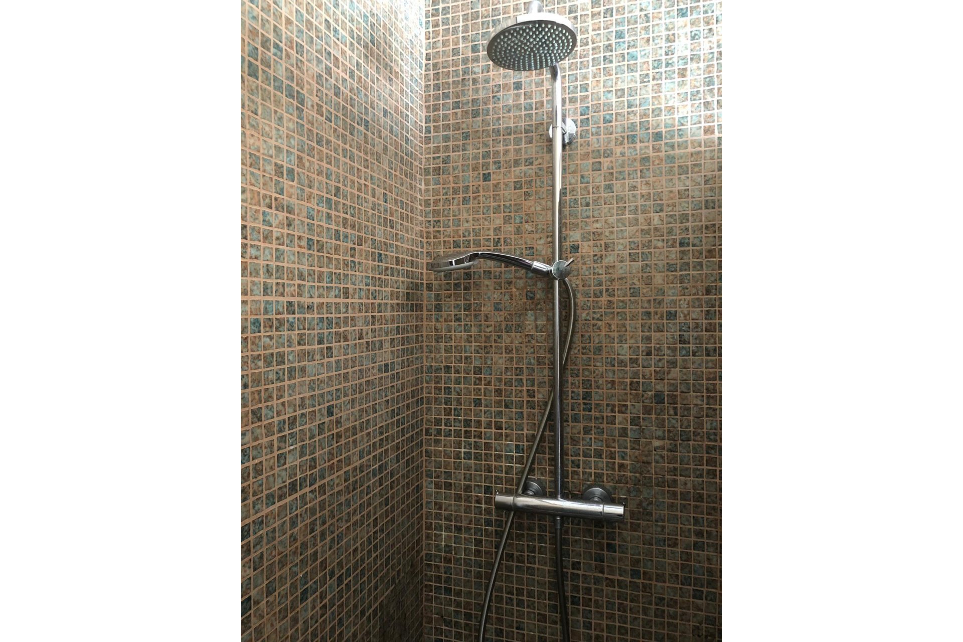 Revente - Villa -
Roldan - Inland