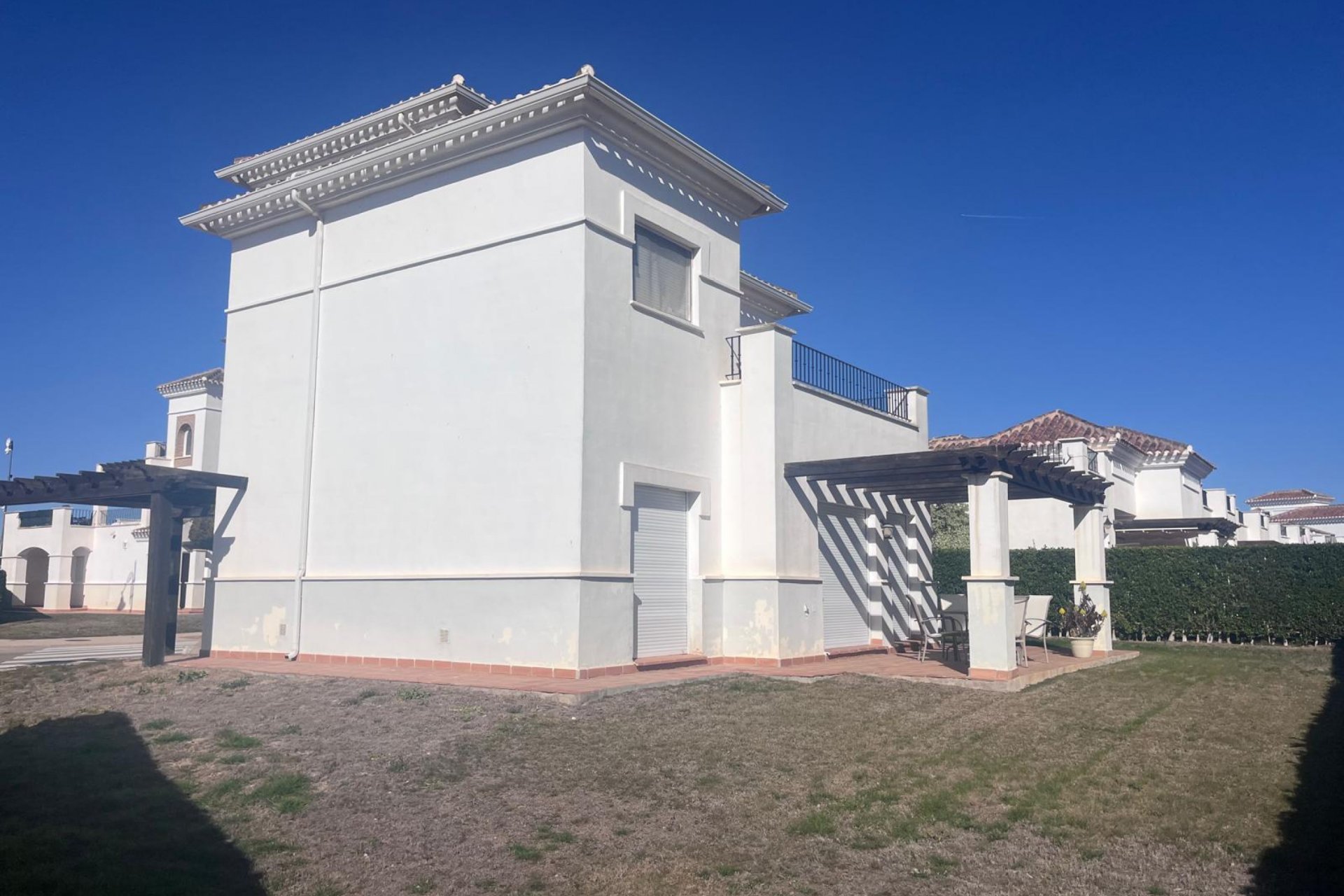 Revente - Villa -
Roldan - Inland