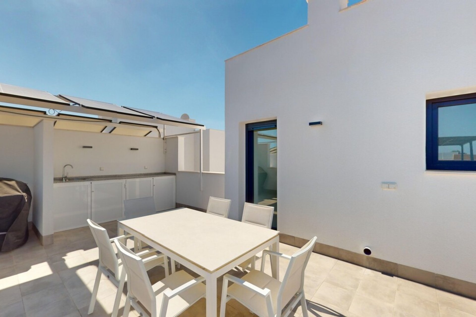 Revente - Villa -
Roldan - Inland