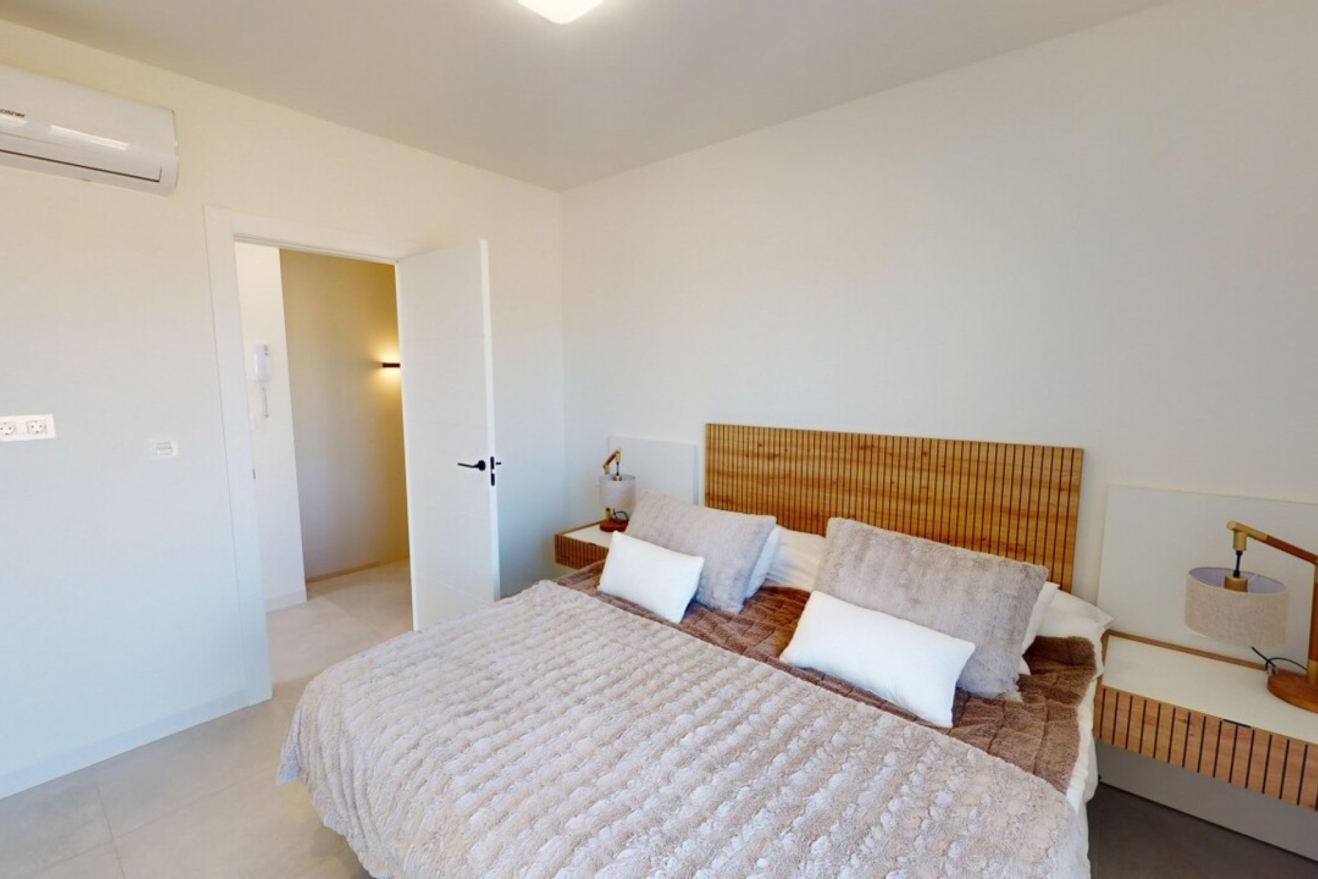 Revente - Villa -
Roldan - Inland