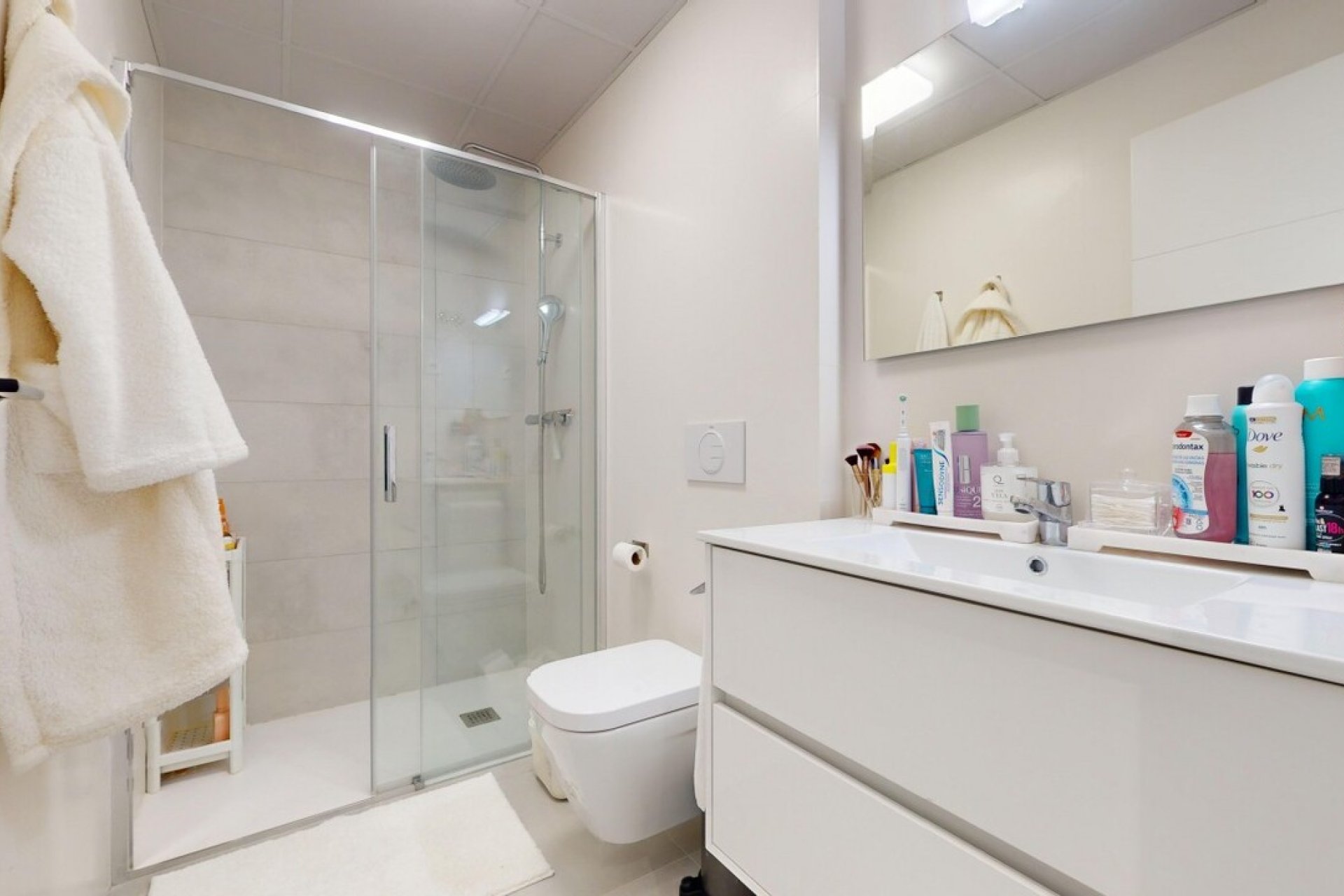 Revente - Villa -
Roldan - Inland