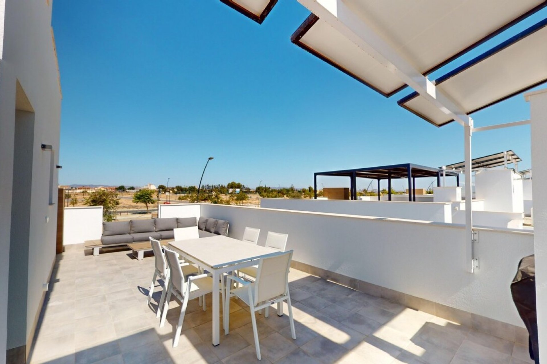 Revente - Villa -
Roldan - Inland