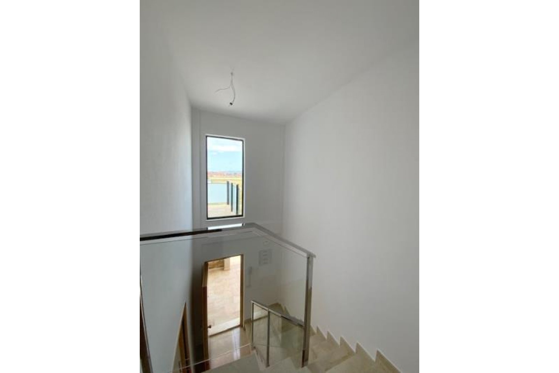 Revente - Villa -
Roldan - Inland