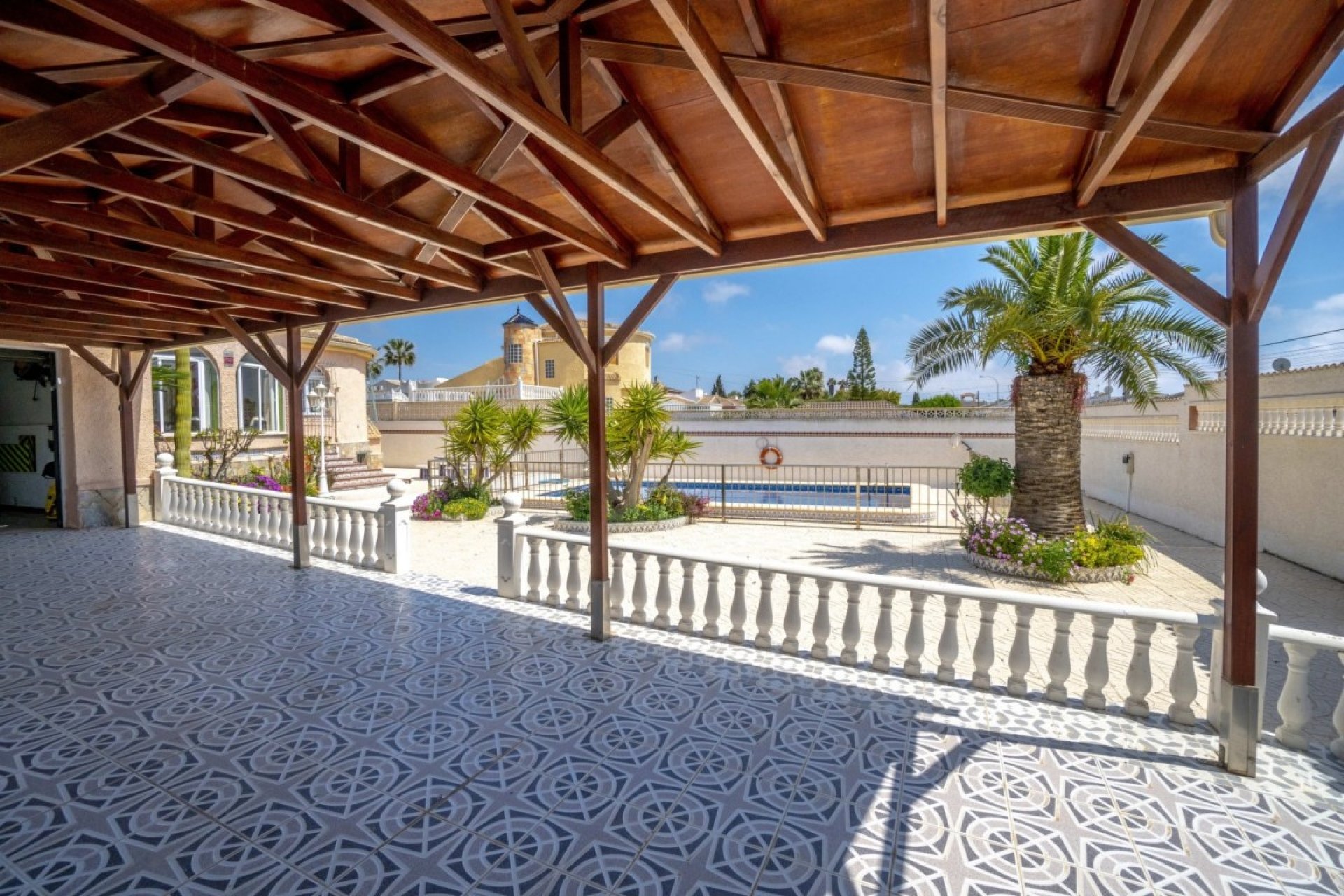 Revente - Villa -
San Luis - Inland