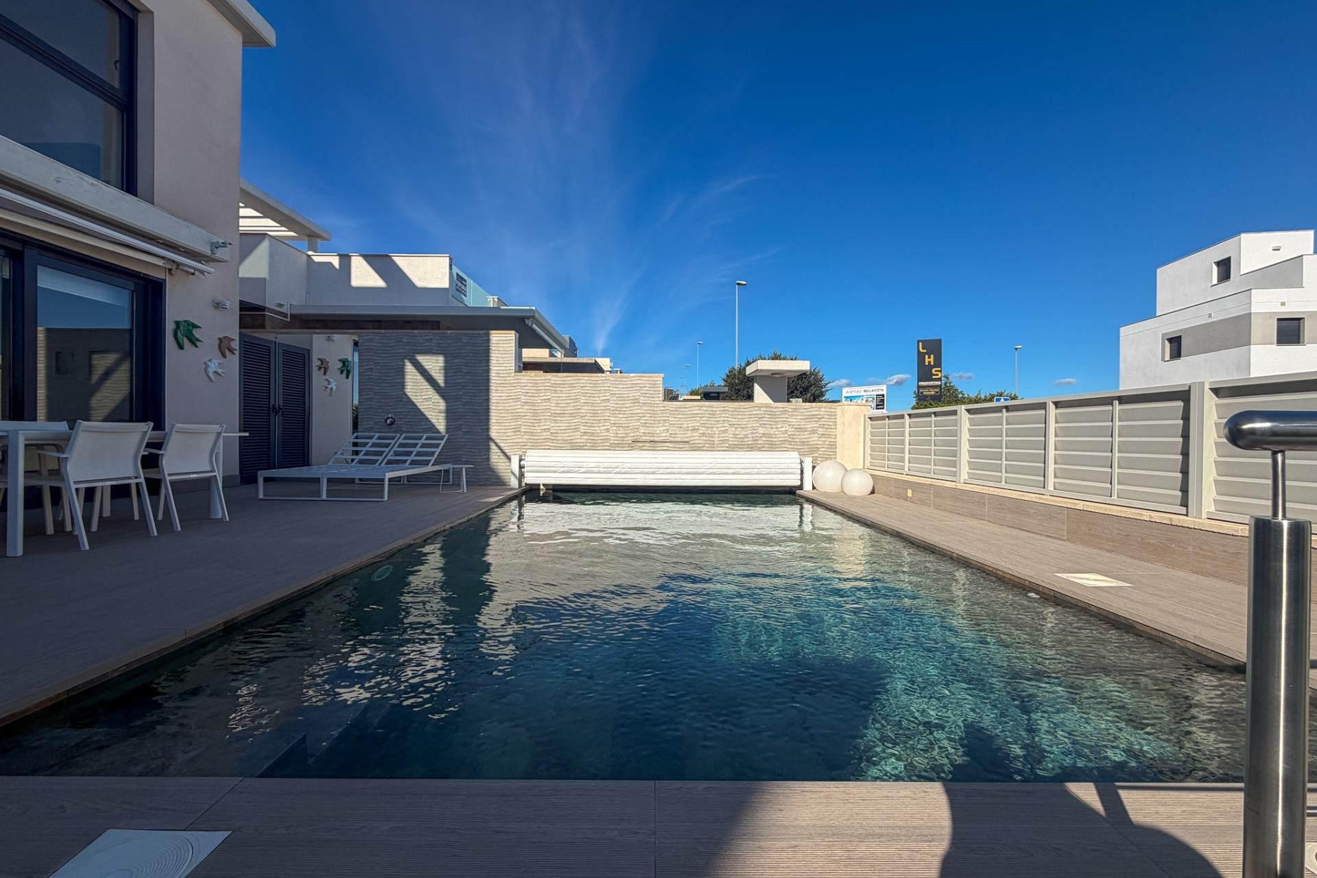 Revente - Villa -
San Miguel de Salinas - Bellavista