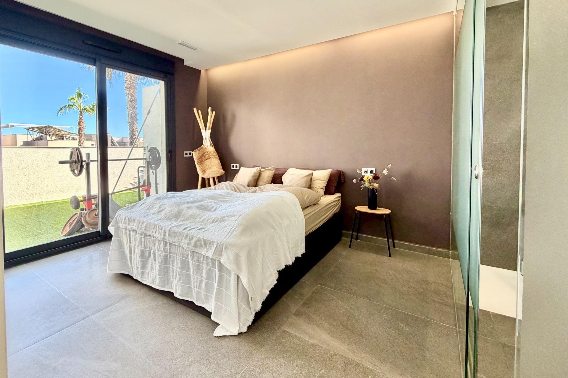 Revente - Villa -
San Miguel de Salinas - Bellavista