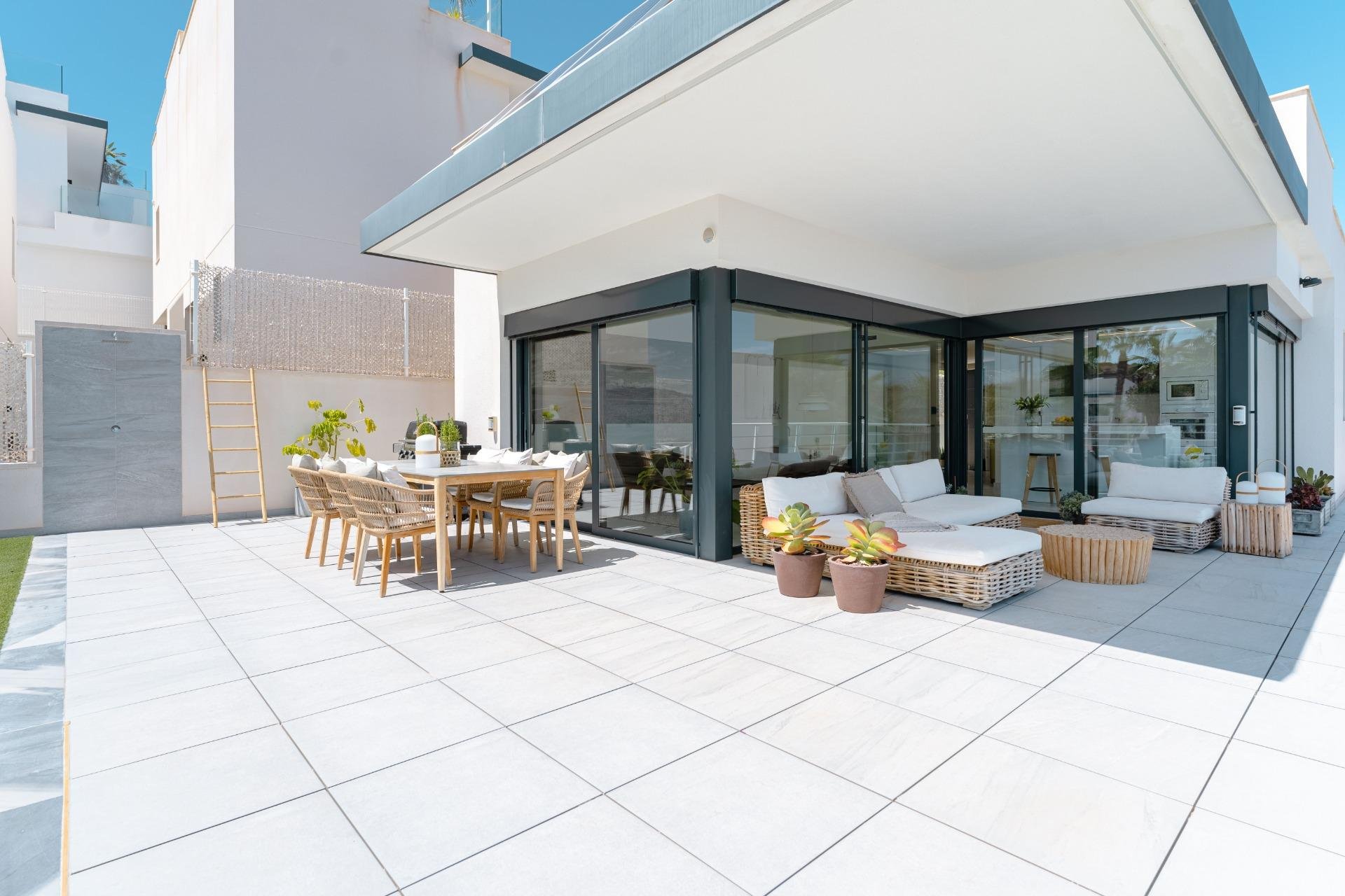 Revente - Villa -
San Miguel de Salinas - Bellavista