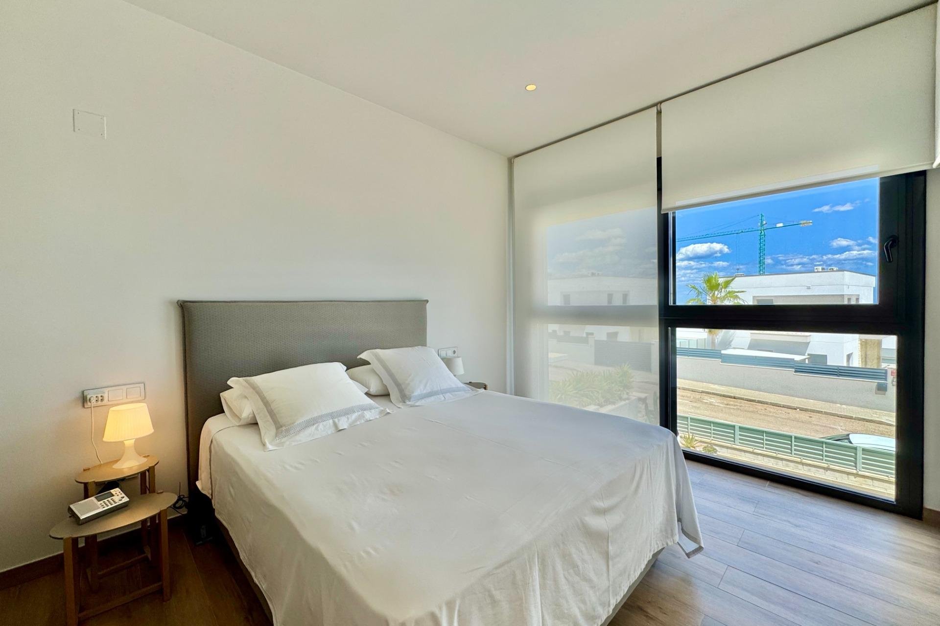 Revente - Villa -
San Miguel de Salinas - Bellavista