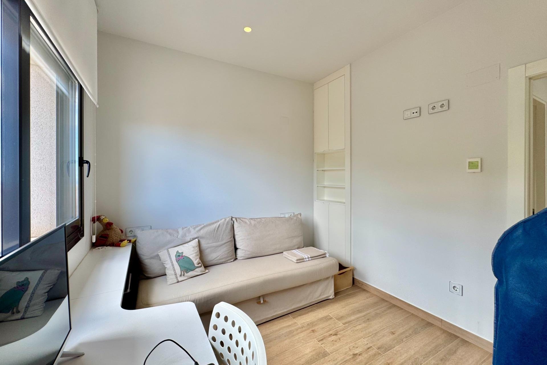 Revente - Villa -
San Miguel de Salinas - Bellavista