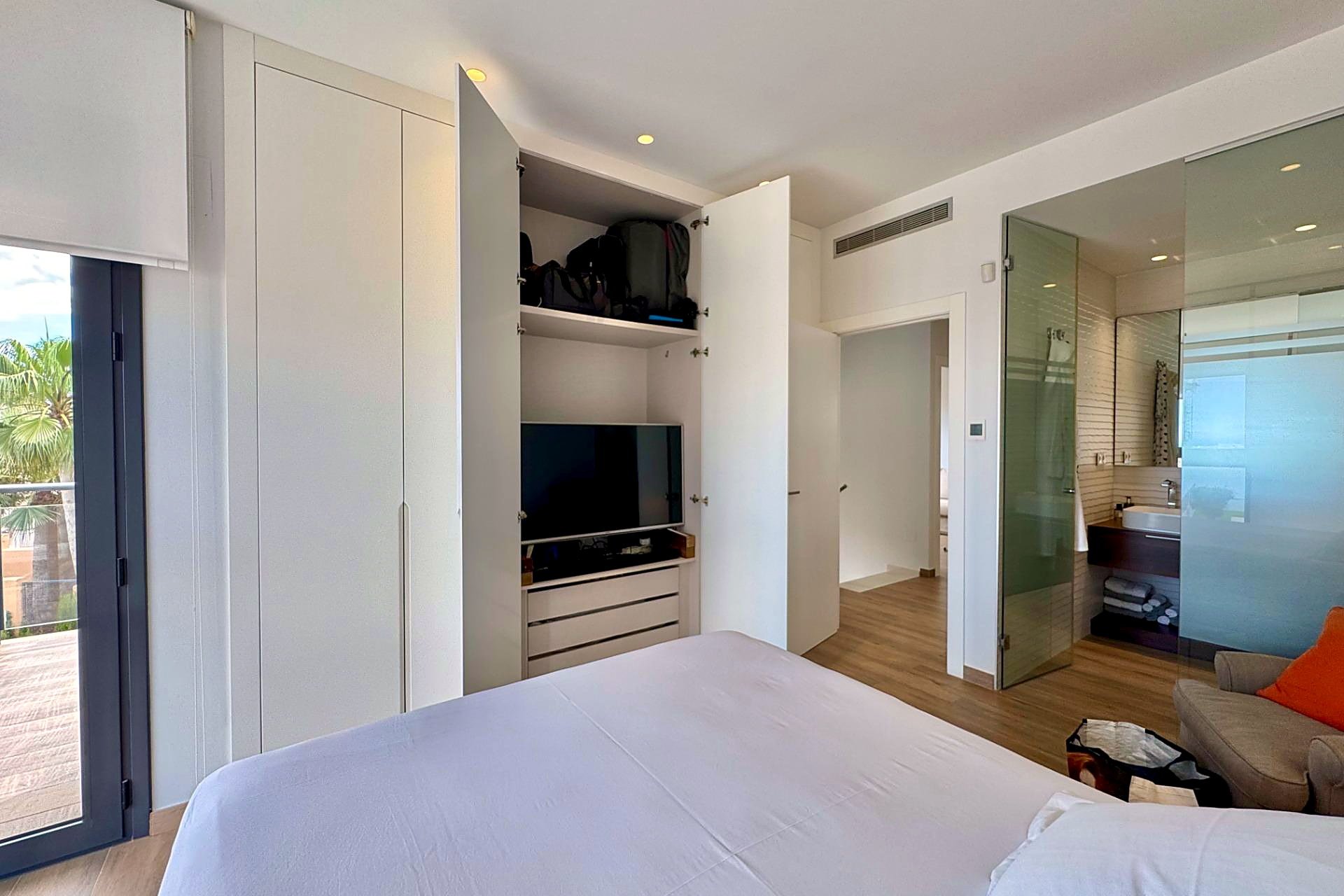 Revente - Villa -
San Miguel de Salinas - Bellavista