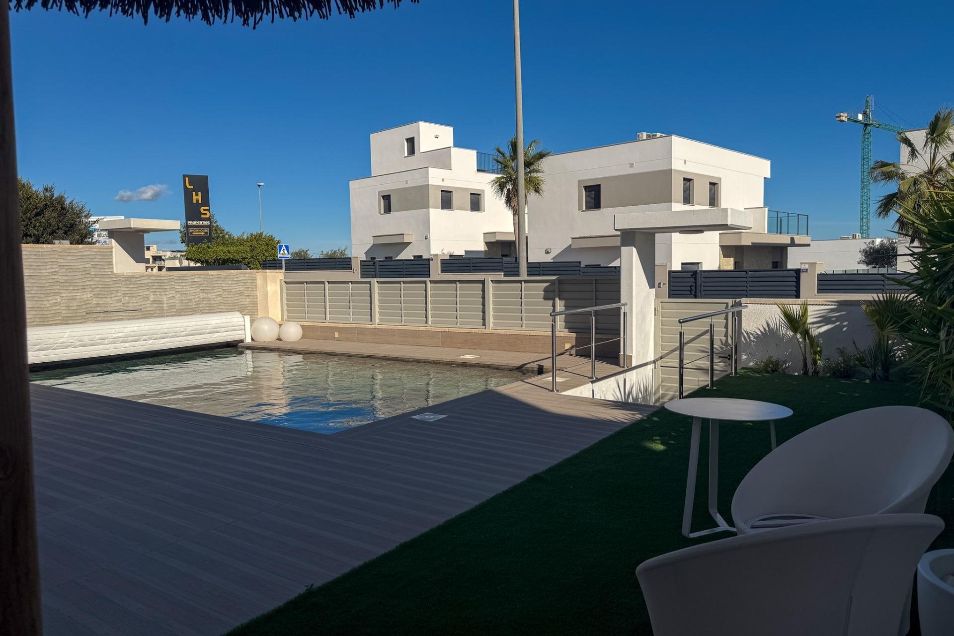 Revente - Villa -
San Miguel de Salinas - Bellavista