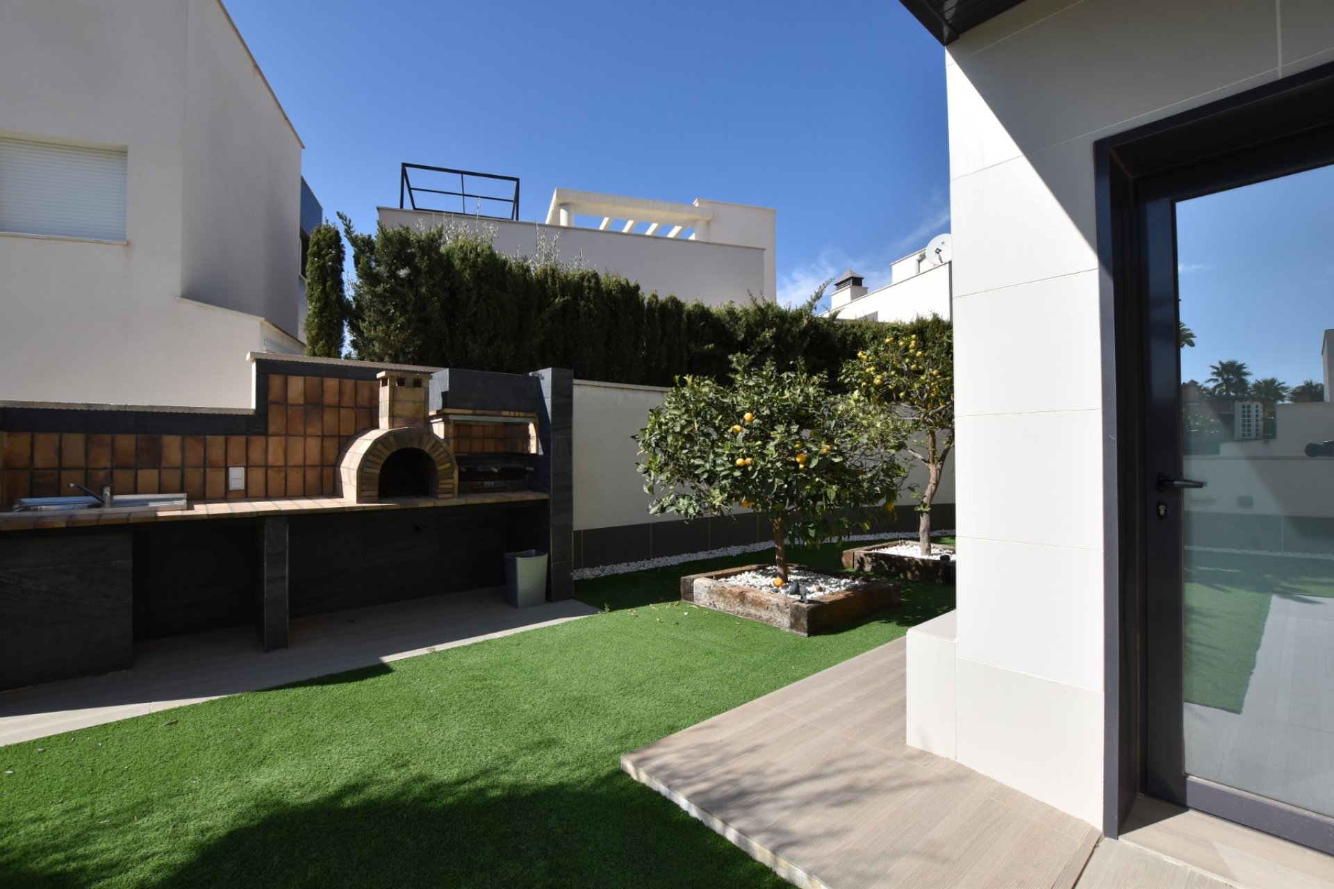 Revente - Villa -
San Miguel de Salinas - Inland