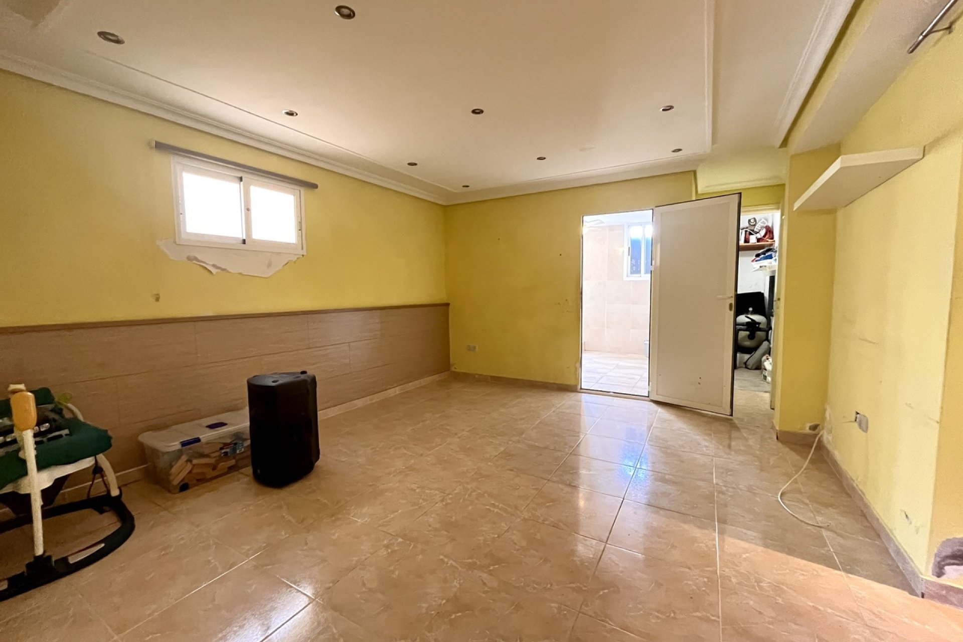 Revente - Villa -
San Miguel de Salinas - Inland