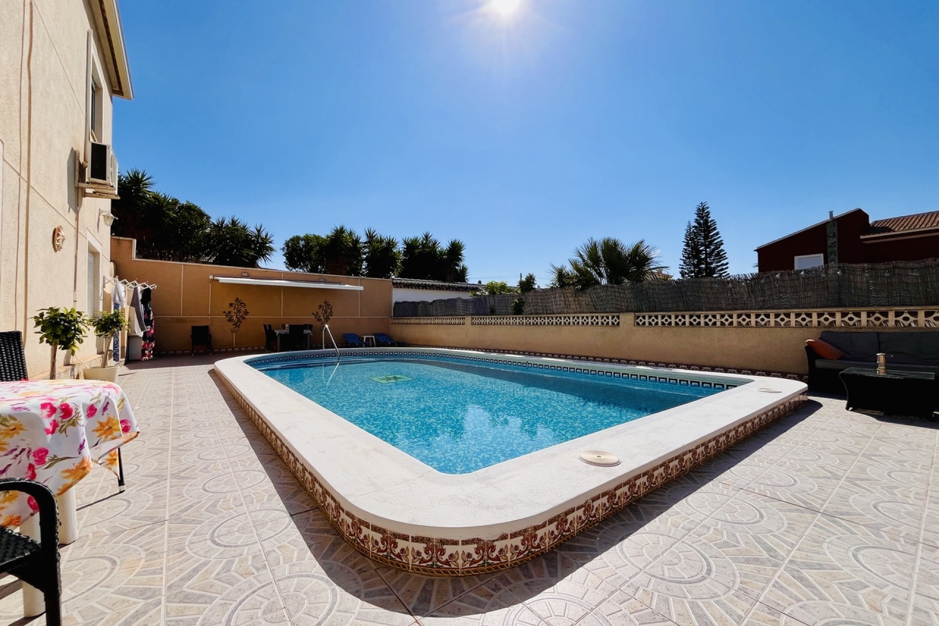 Revente - Villa -
San Miguel de Salinas - Inland