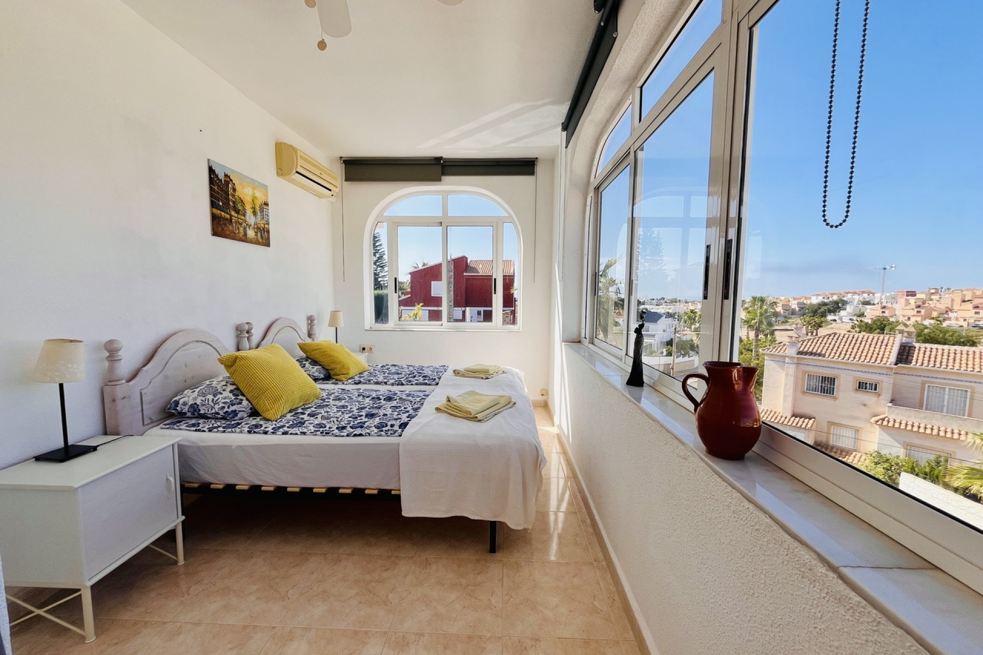 Revente - Villa -
San Miguel de Salinas - Inland
