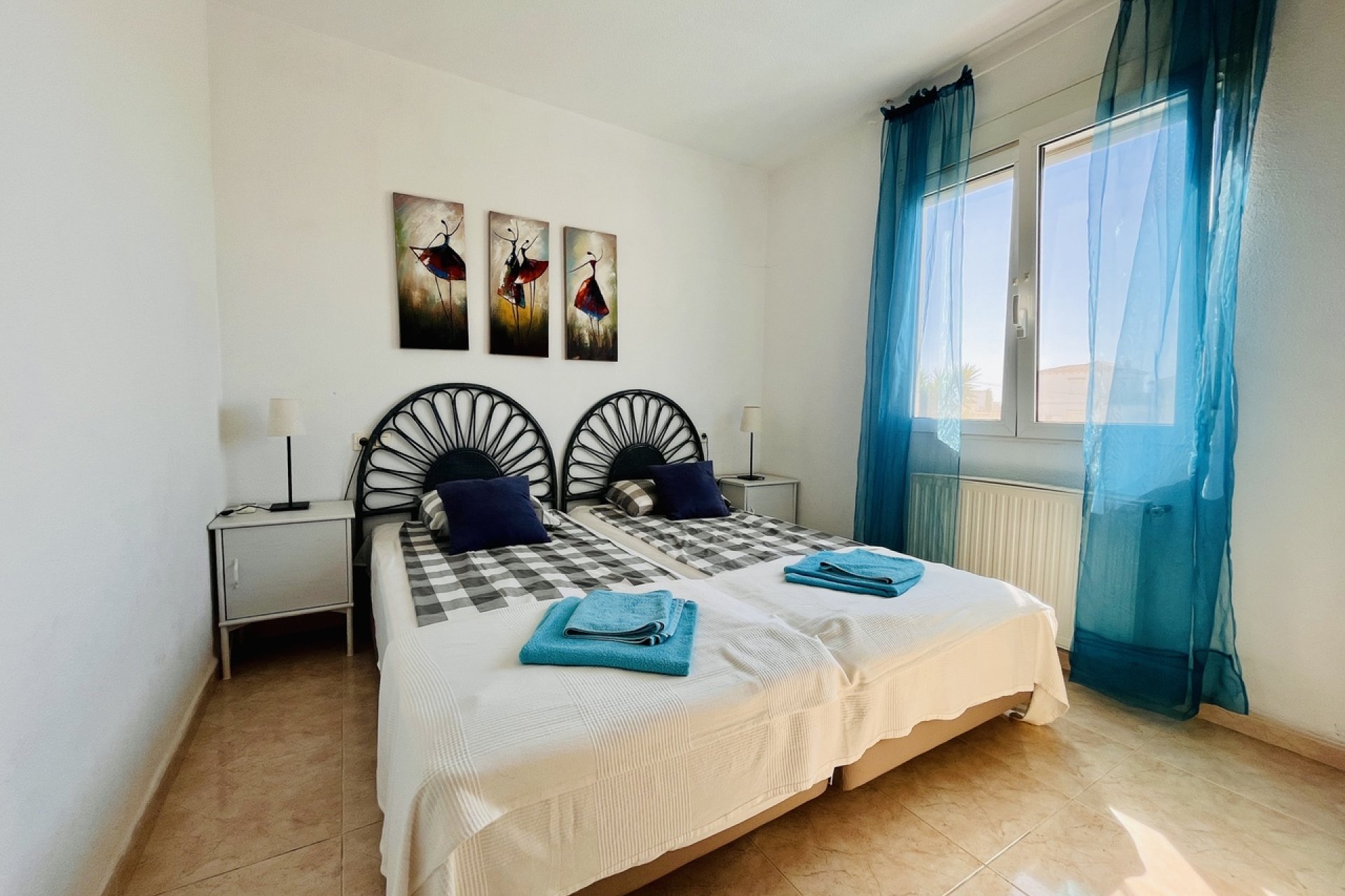 Revente - Villa -
San Miguel de Salinas - Inland
