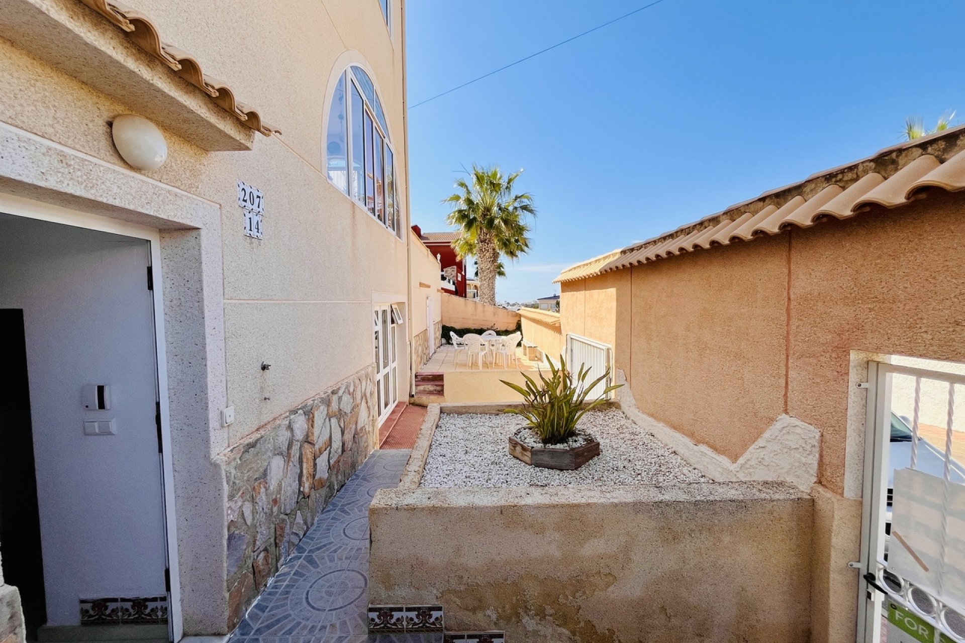 Revente - Villa -
San Miguel de Salinas - Inland