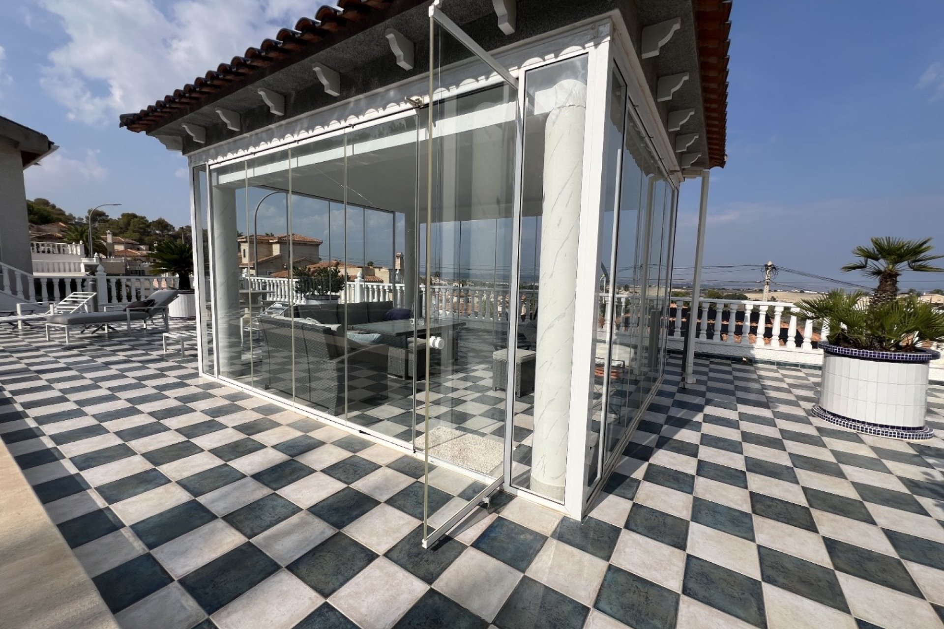Revente - Villa -
San Miguel de Salinas - Inland