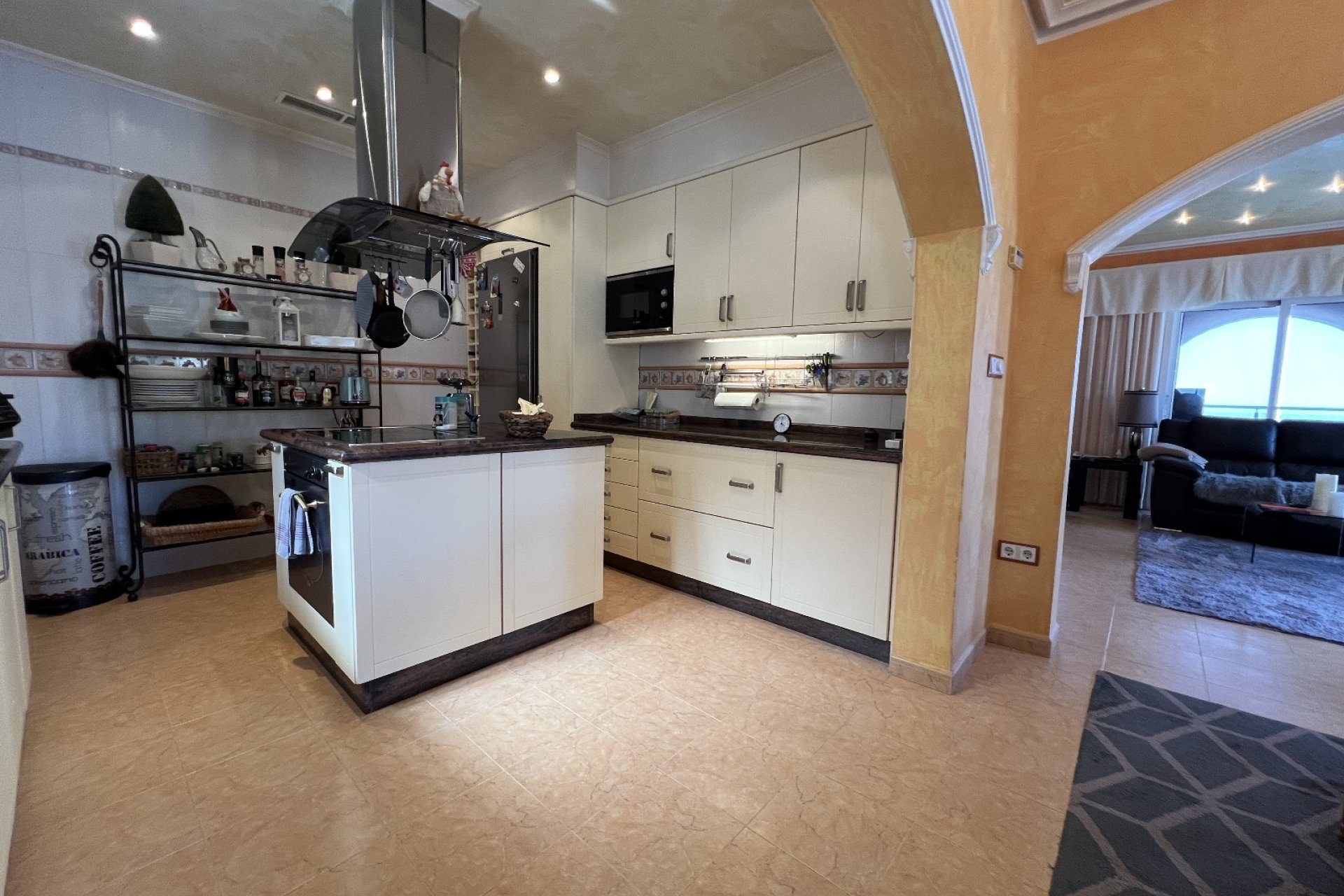 Revente - Villa -
San Miguel de Salinas - Inland