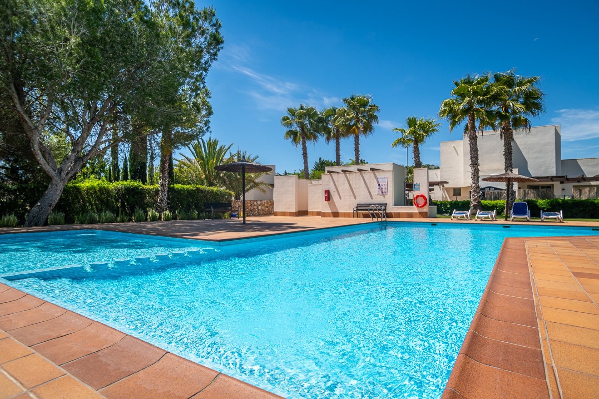 Revente - Villa -
San Miguel de Salinas - Inland