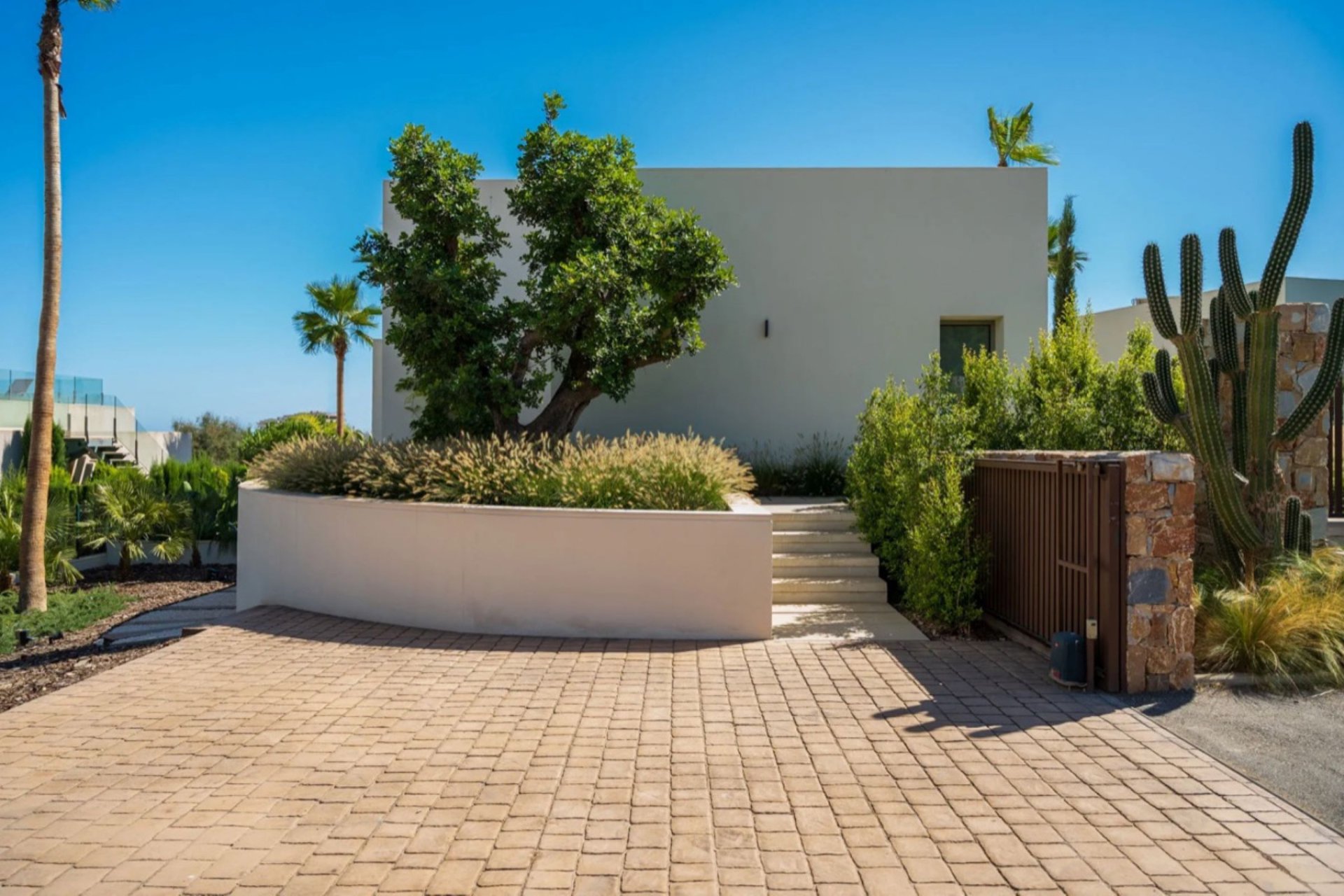 Revente - Villa -
San Miguel de Salinas - Inland